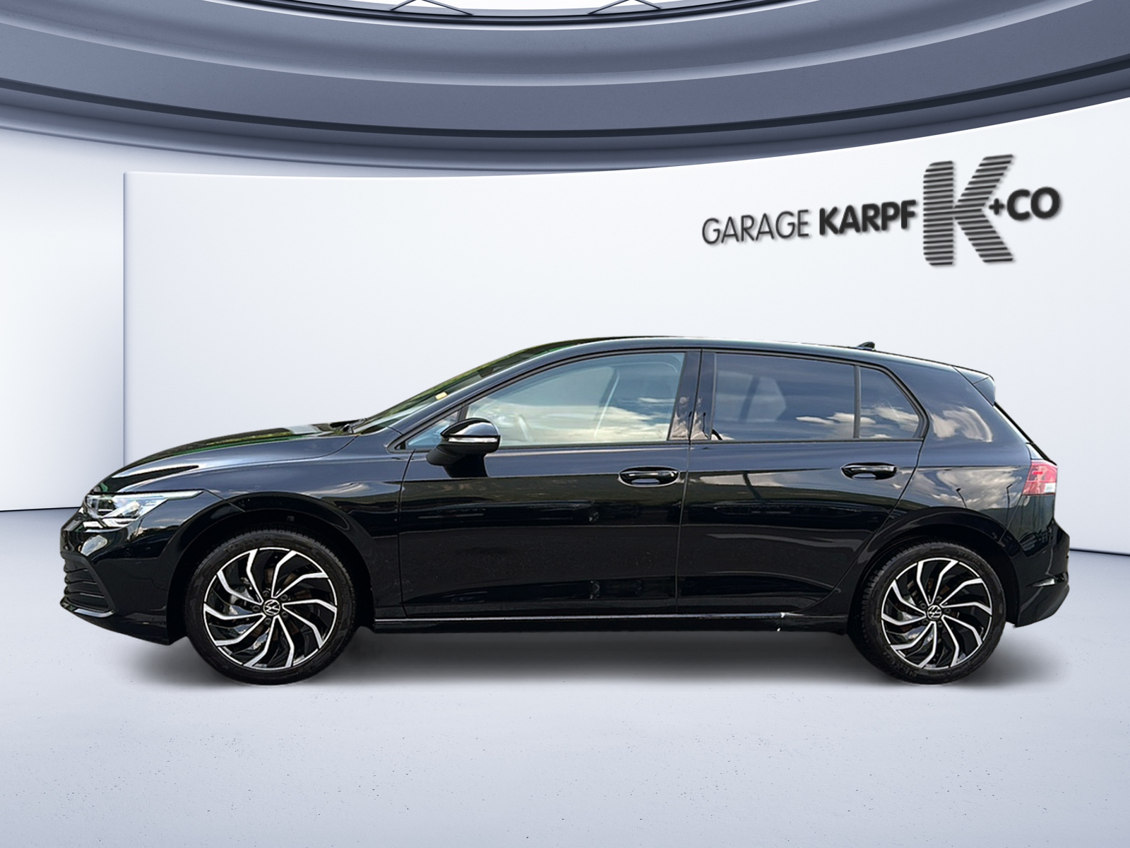 VW Golf 1.5 e TSI ACT 75 Edition DSG-image-1