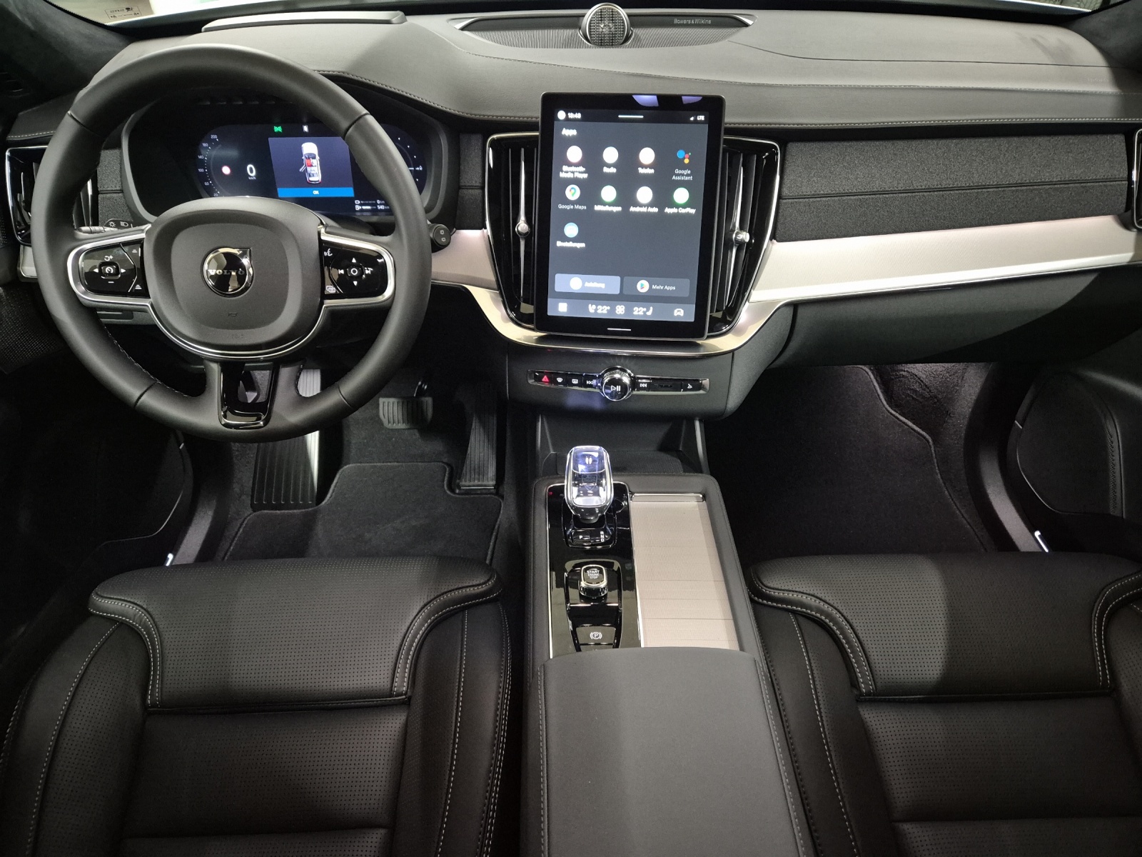 VOLVO XC90 2.0 T8 TE Black Edition eAWD-image-10