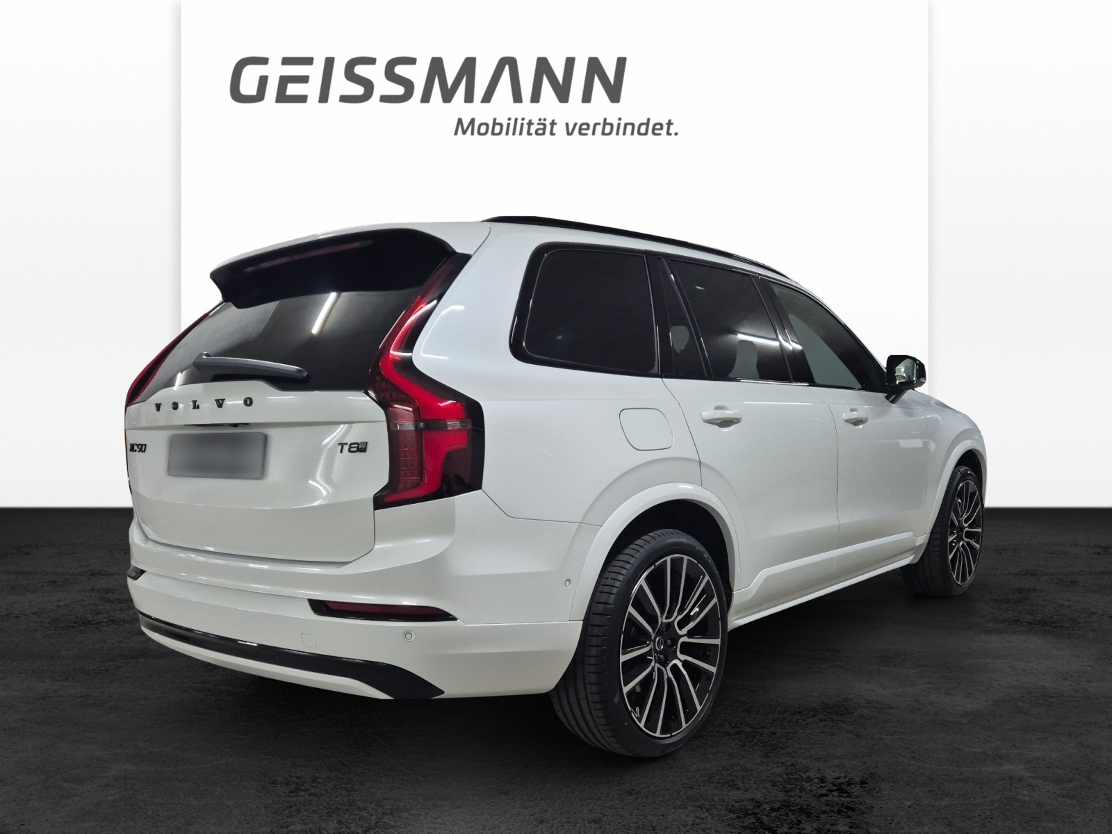 VOLVO XC90 2.0 T8 TE Black Edition eAWD-image-6