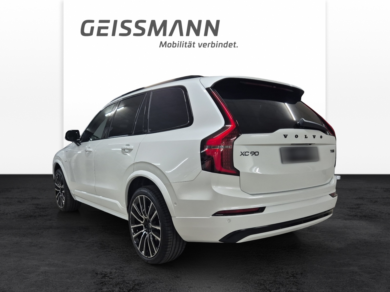 VOLVO XC90 2.0 T8 TE Black Edition eAWD-image-7