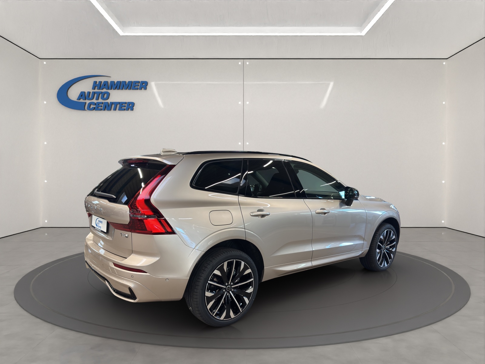 VOLVO XC60 2.0 T6 TE Ultra Dark eAWD-image-4