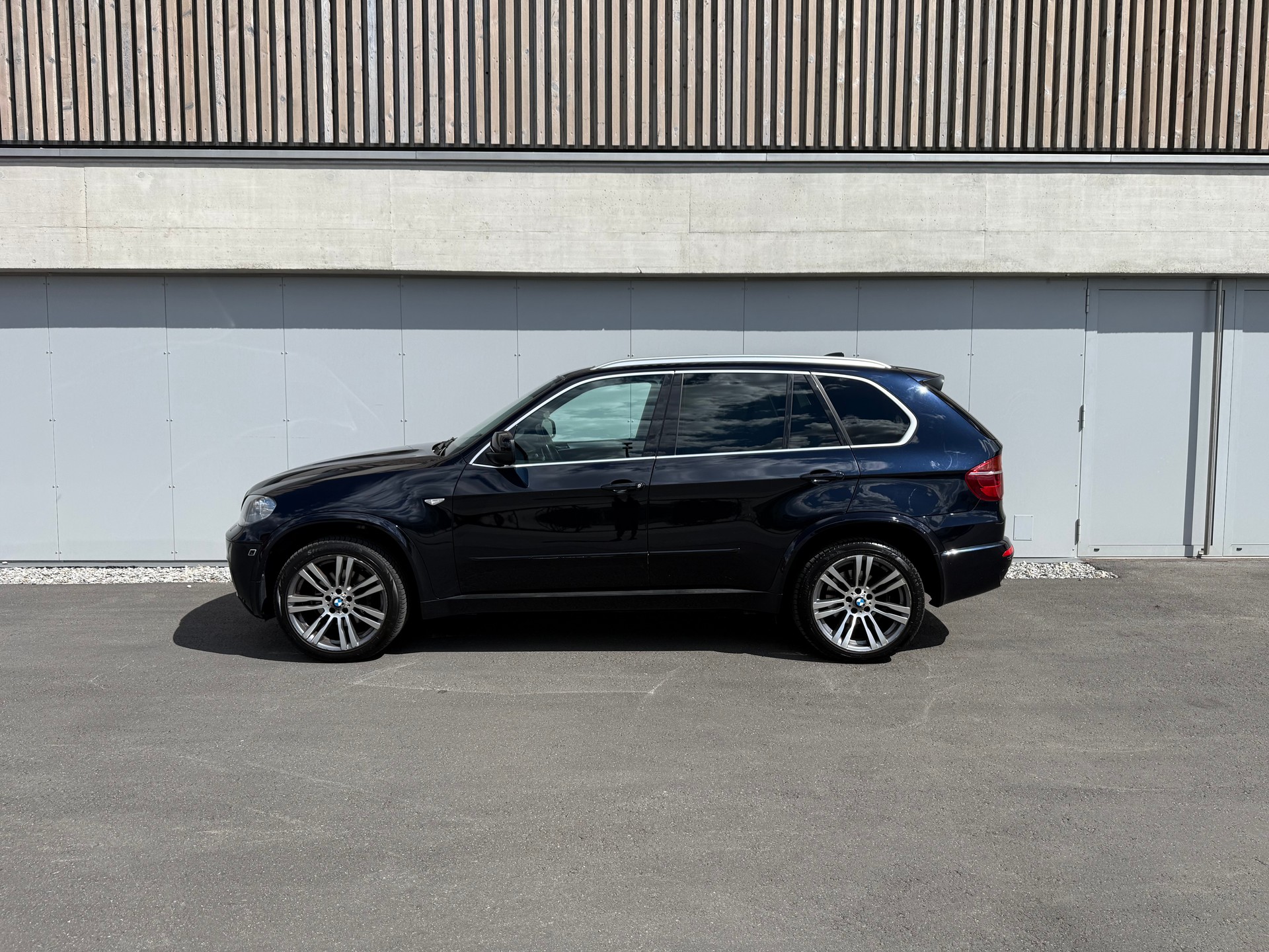 BMW X5 xDrive 30d Steptronic-image-2