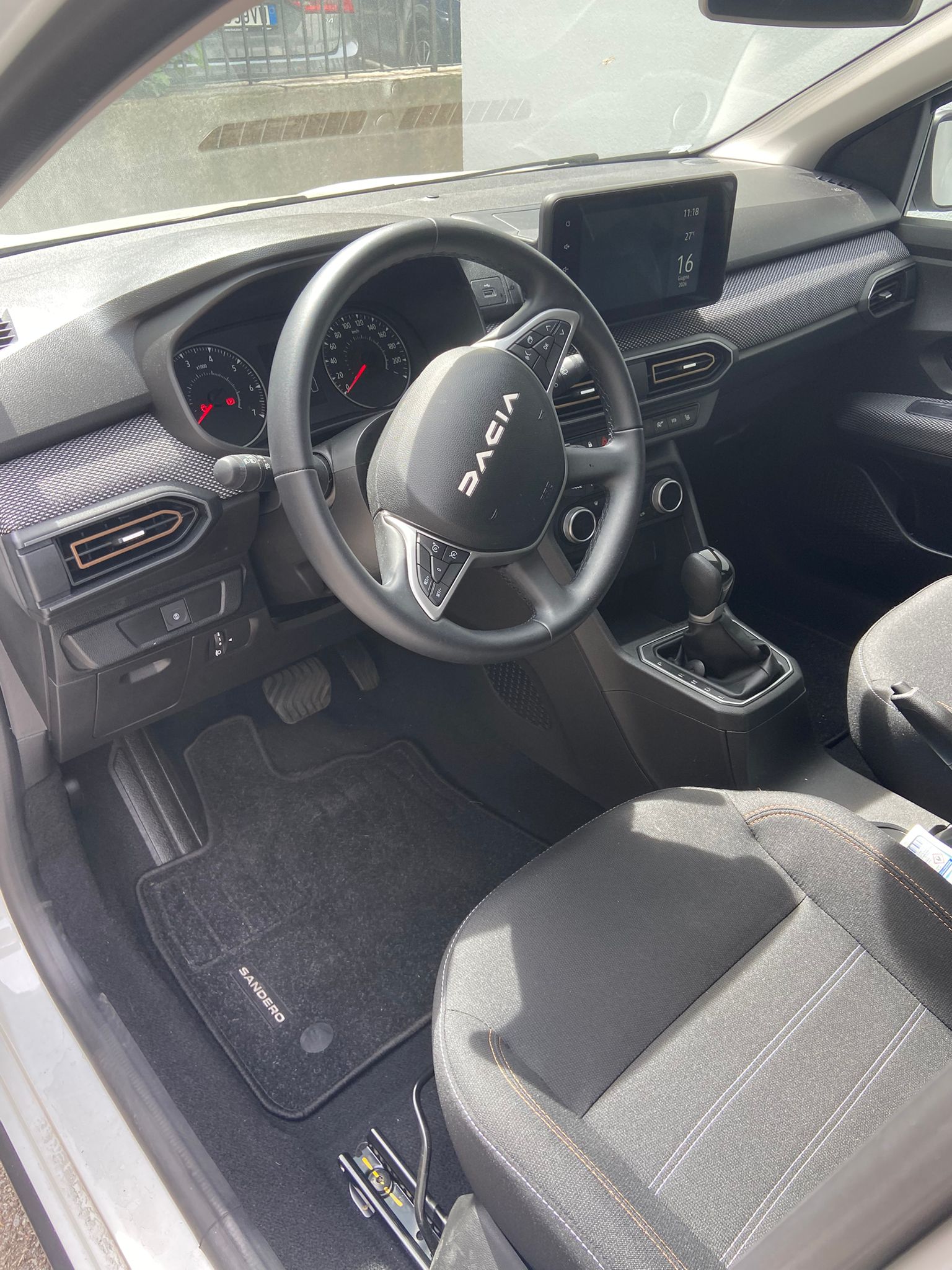 DACIA 1.0 TCe Stepway Expression-image-2