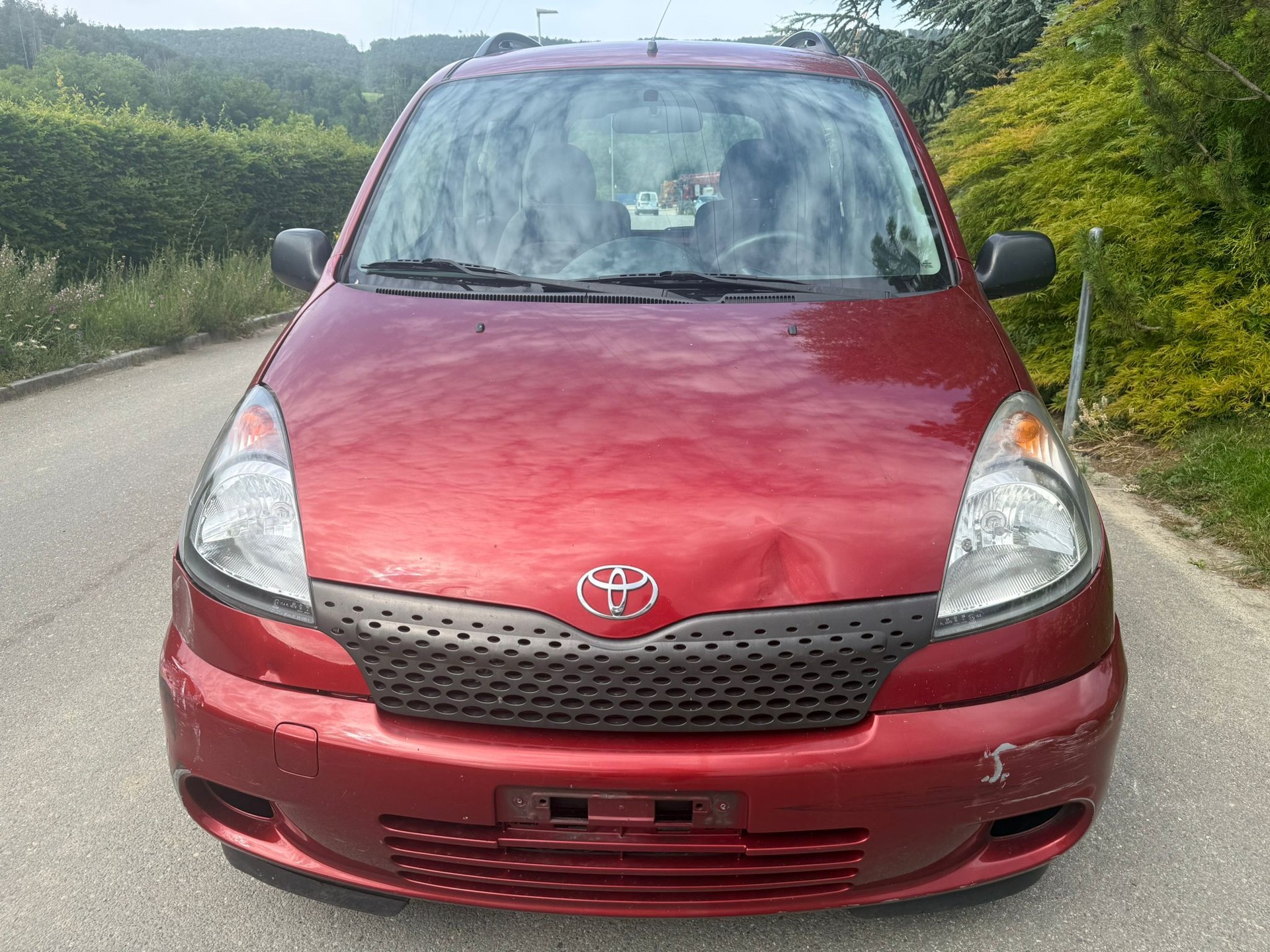 TOYOTA Yaris Verso 1.3 Linea Sol-image-3