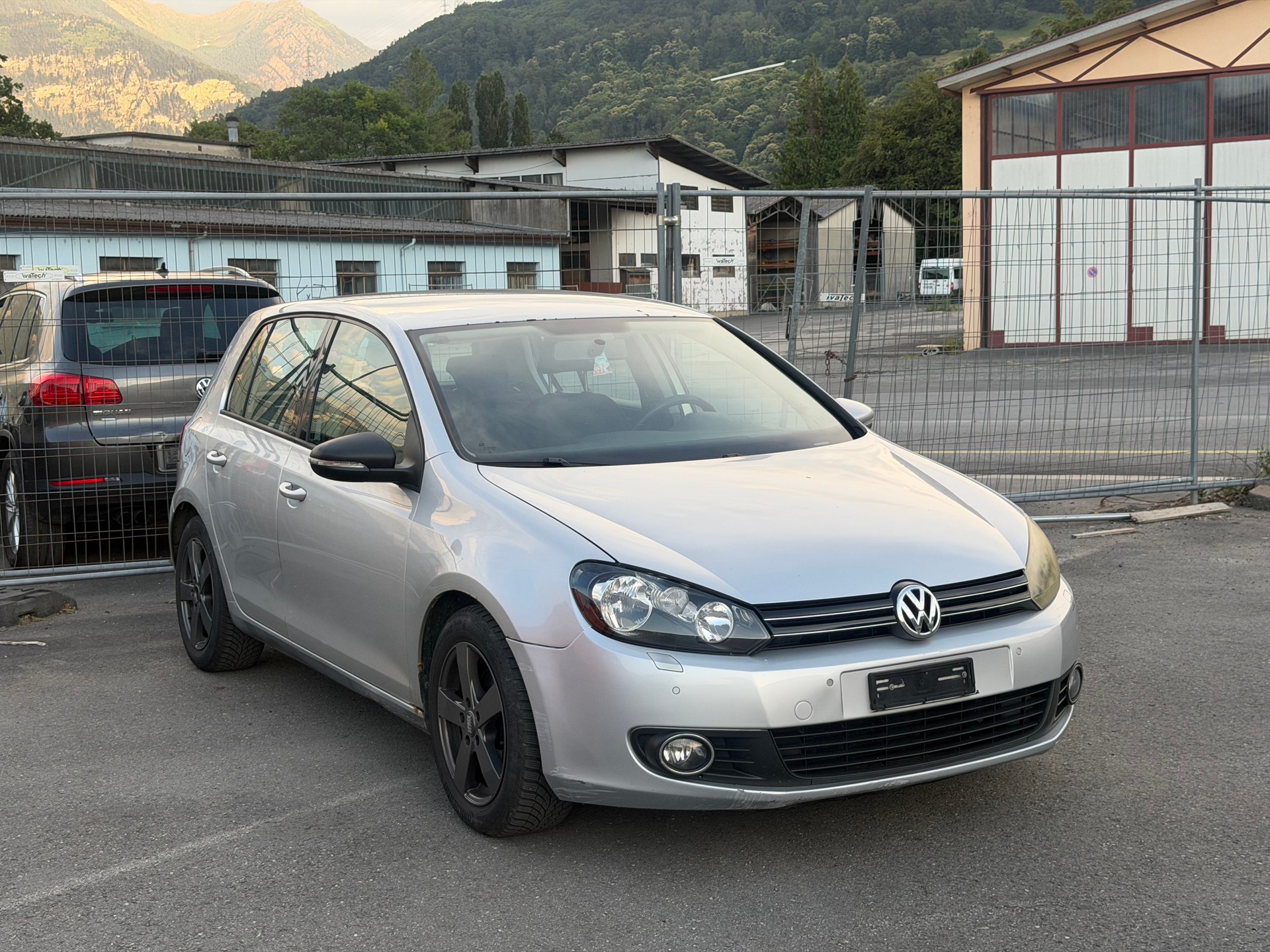 VW Golf 2.0 TDI Highline-image-2