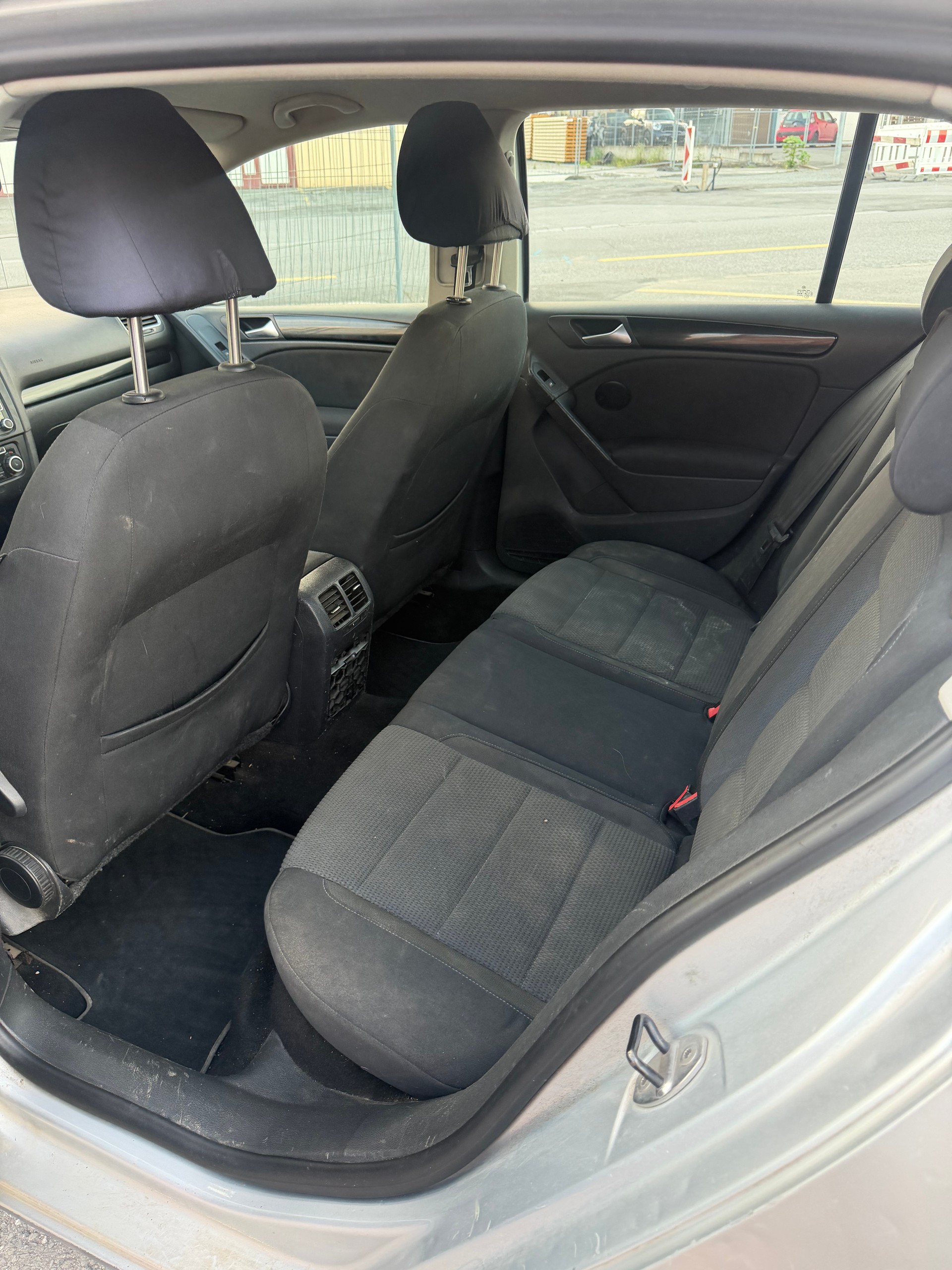 VW Golf 2.0 TDI Highline-image-6
