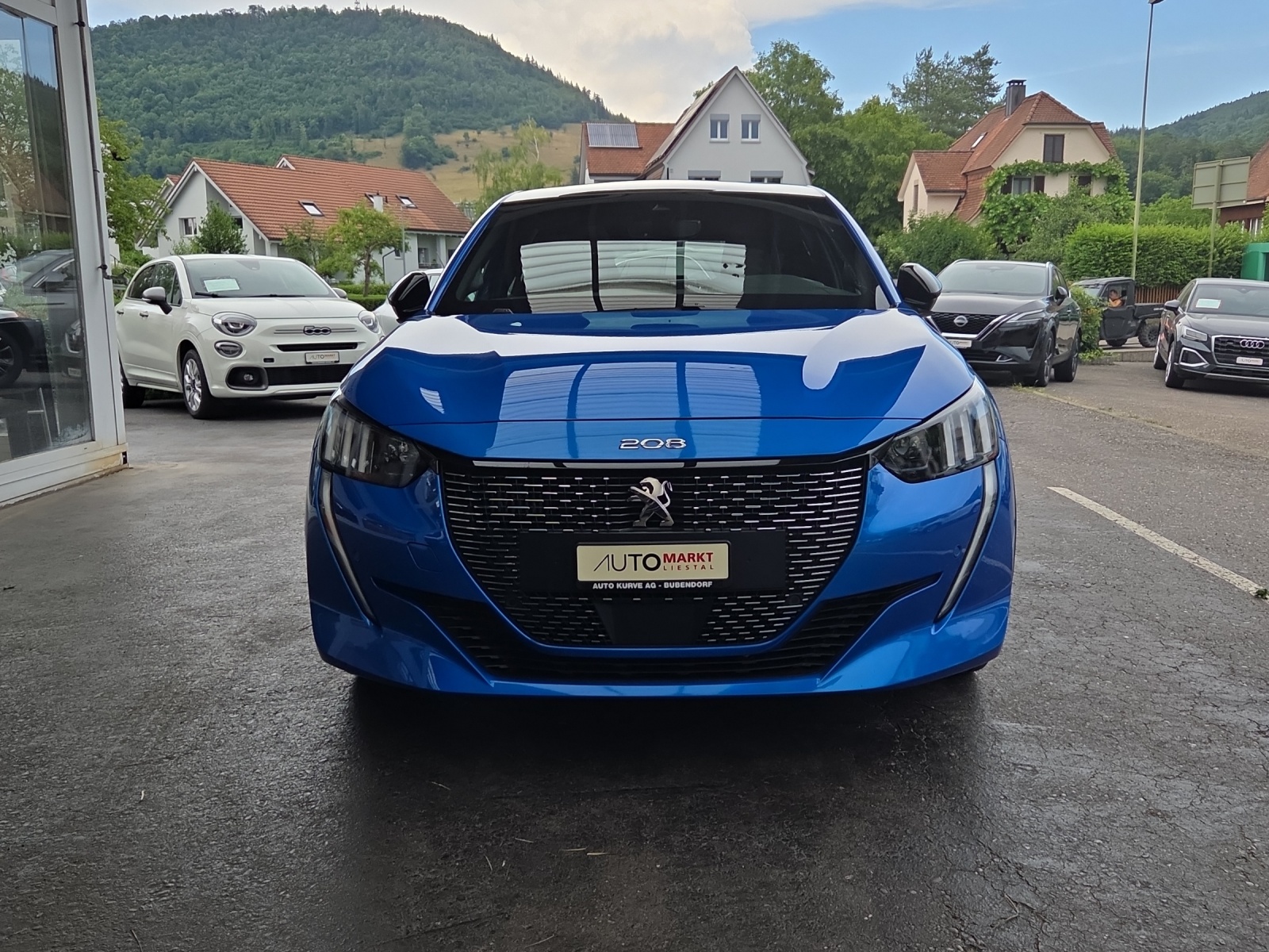 PEUGEOT 208 1.2 PureTech GT Pack EAT8-image-3
