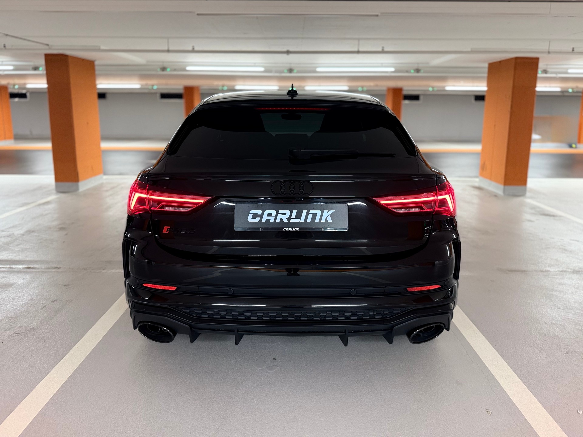 AUDI RS Q3 Sportback quattro S tronic-image-5