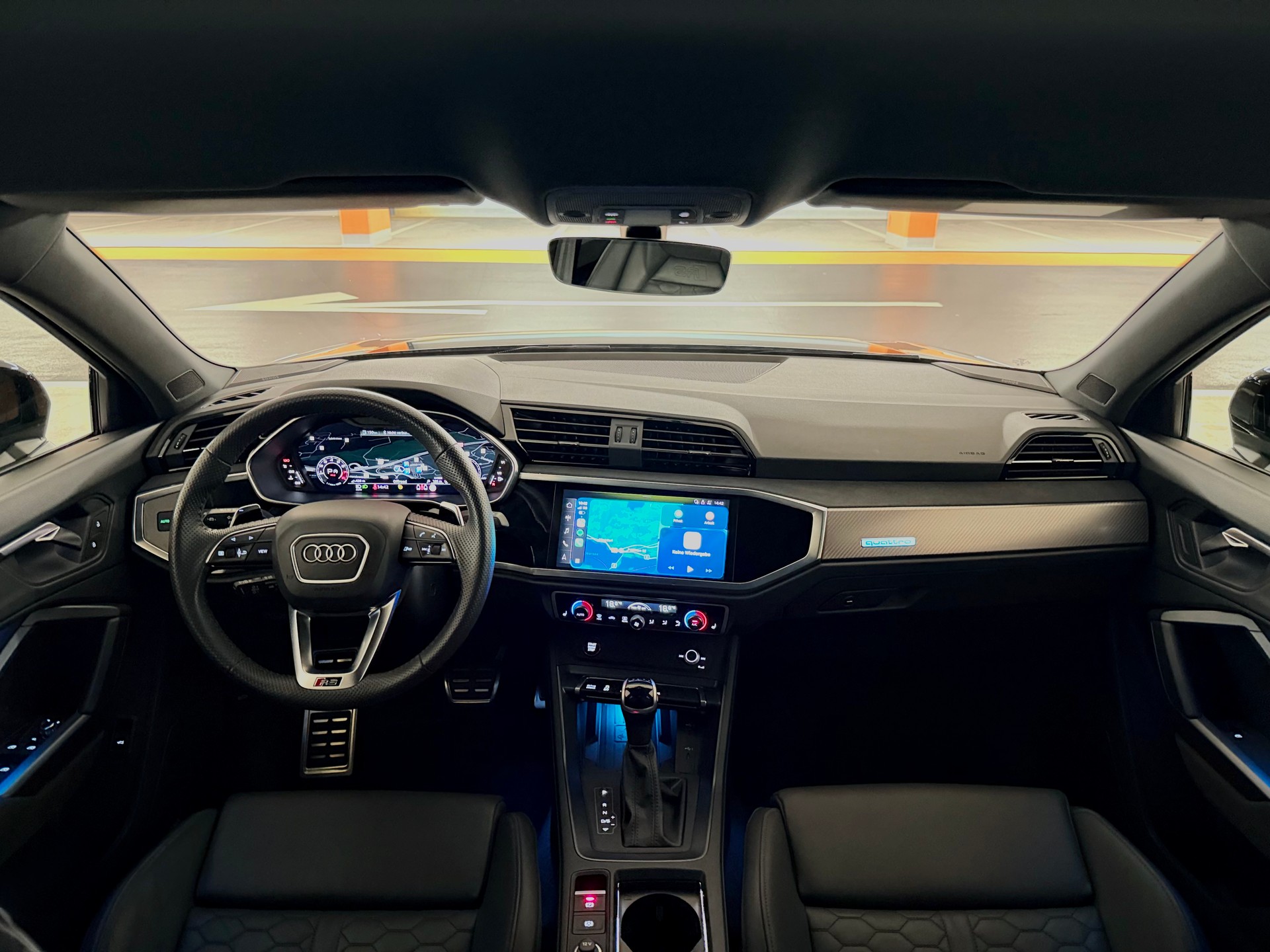 AUDI RS Q3 Sportback quattro S tronic-image-8