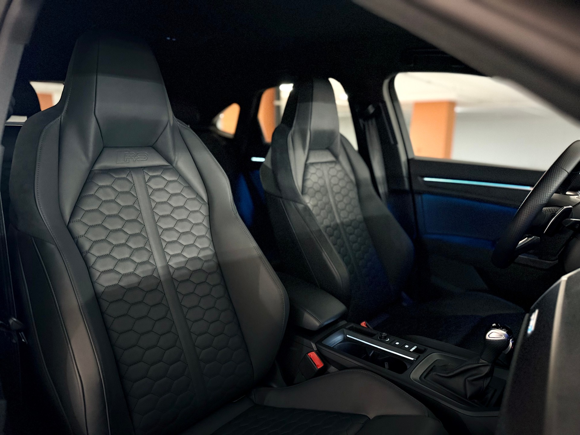 AUDI RS Q3 Sportback quattro S tronic-image-14