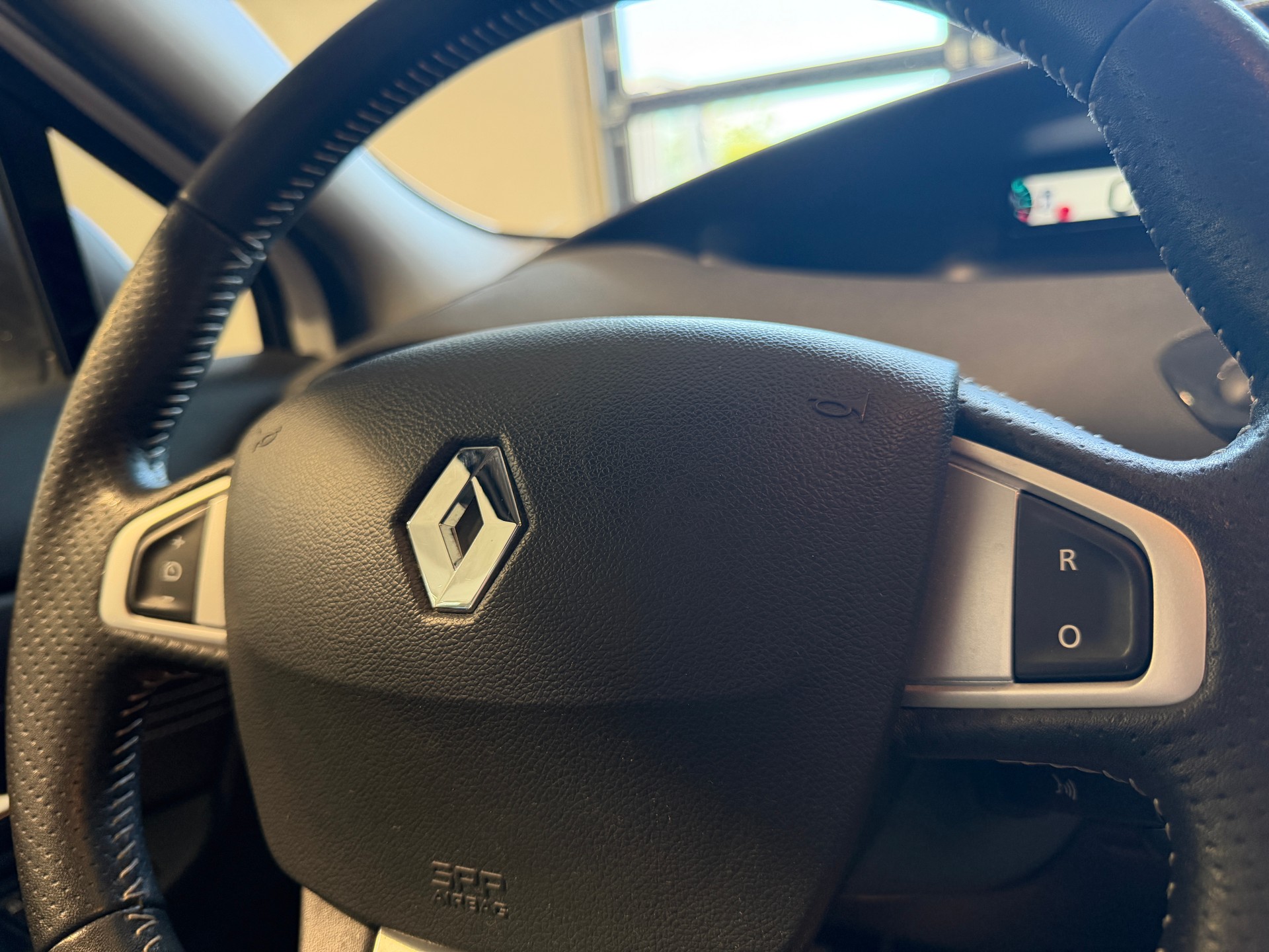 RENAULT Grand Scénic 1.5 dCi Bose EDC-image-16