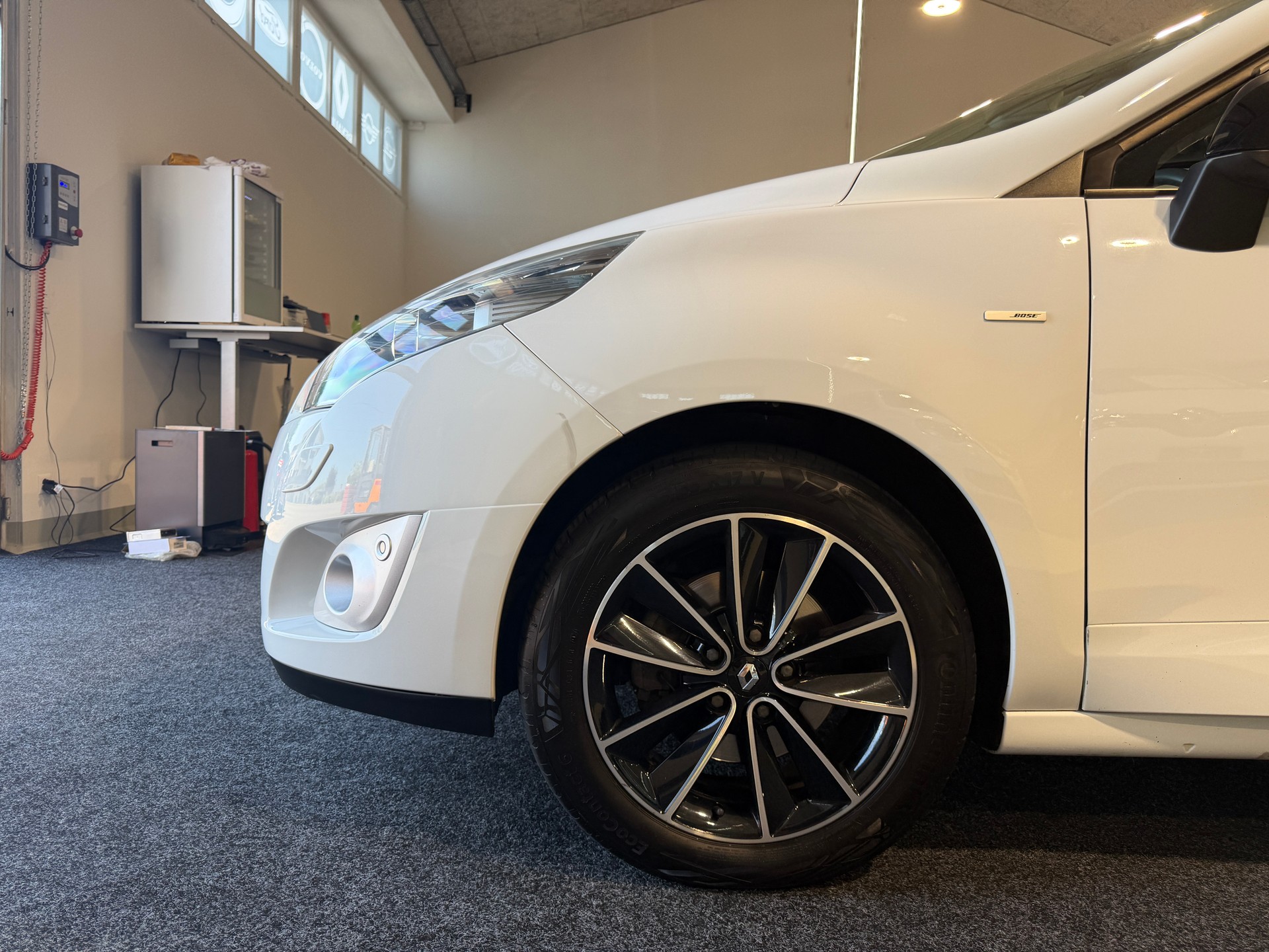 RENAULT Grand Scénic 1.5 dCi Bose EDC-image-3