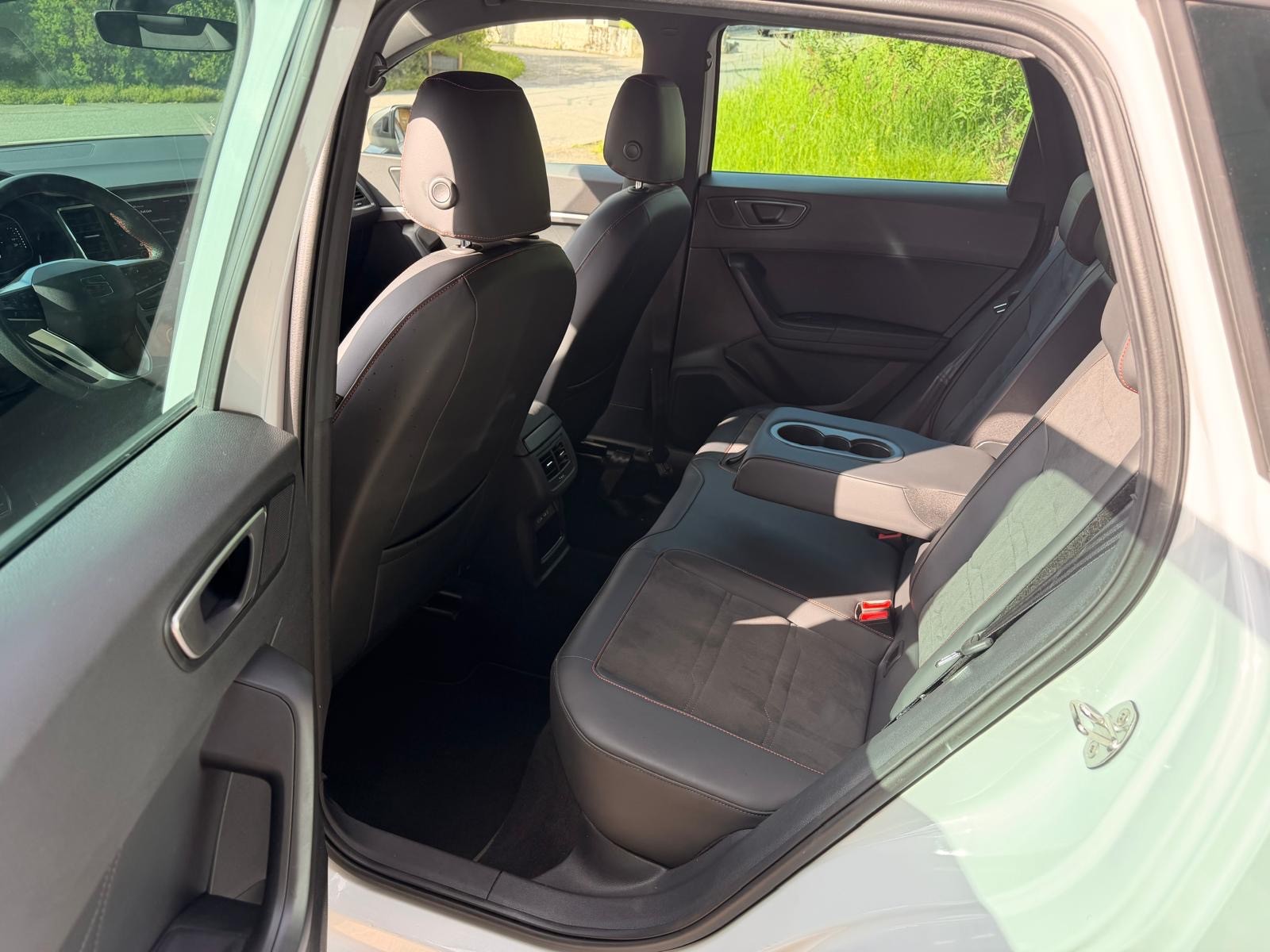SEAT Ateca 2.0 TSI FR 4Drive DSG-image-9