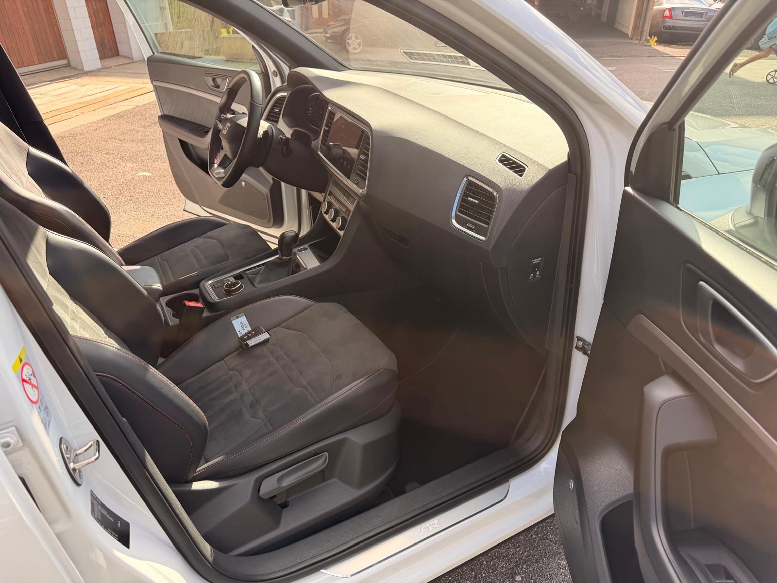 SEAT Ateca 2.0 TSI FR 4Drive DSG-image-12