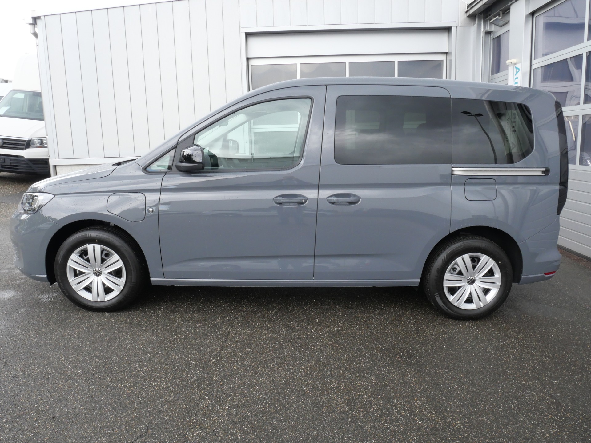 VW Caddy 1.5 TSI Plug in Hybrid DSG *5 Jahre Garantie*-image-1