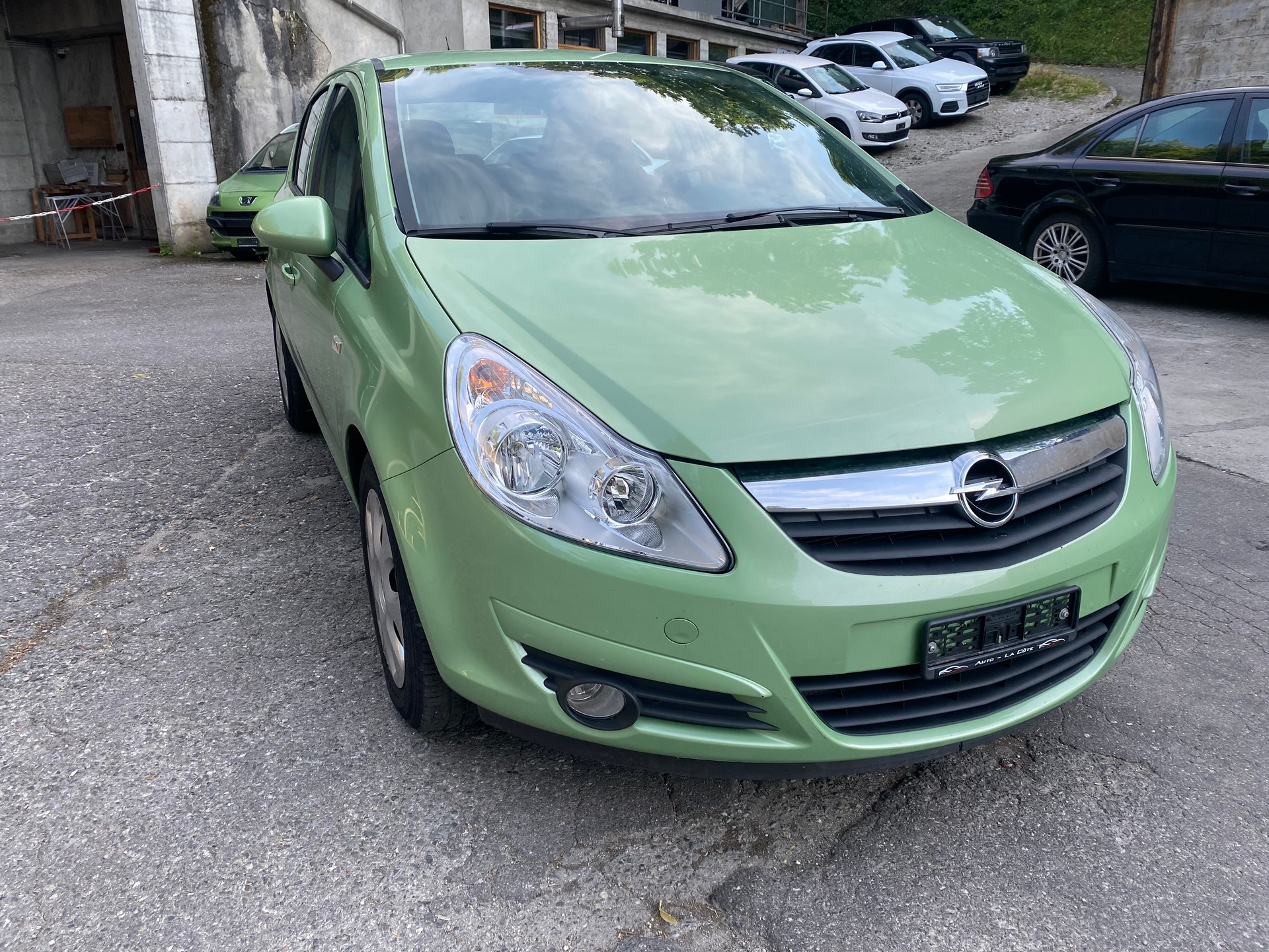 OPEL Corsa 1.2 TP Enjoy-image-1