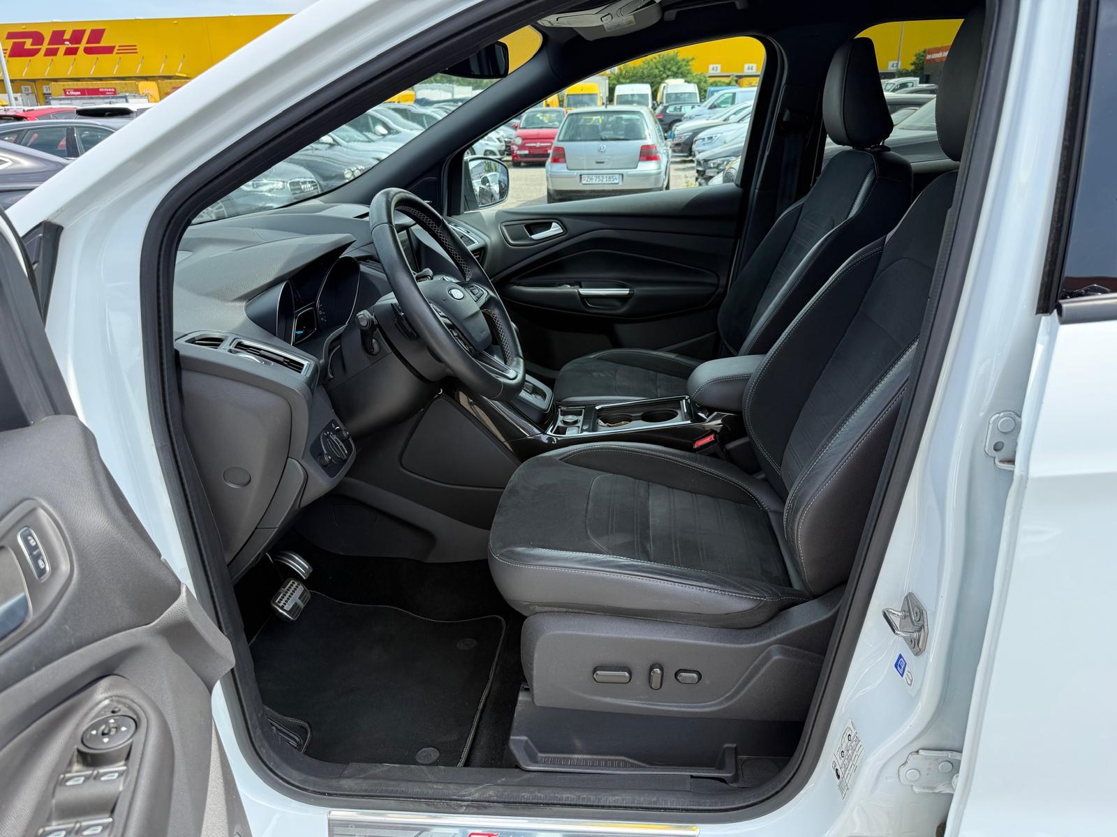 FORD Kuga 2.0 TDCi 180 ST-Line FPS-image-8