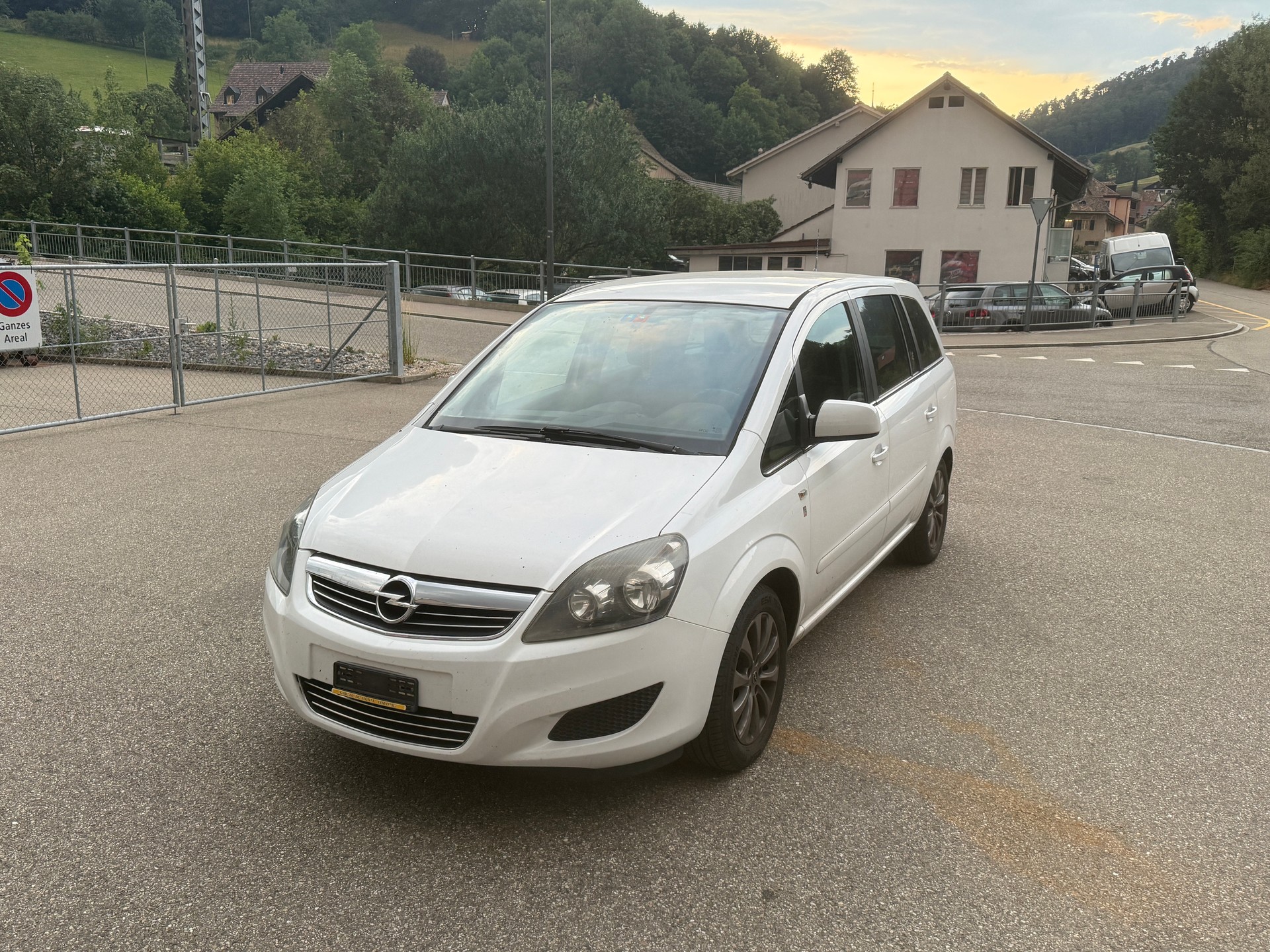 OPEL Zafira 1.6i 16V Turbo CNG Edition-image-0
