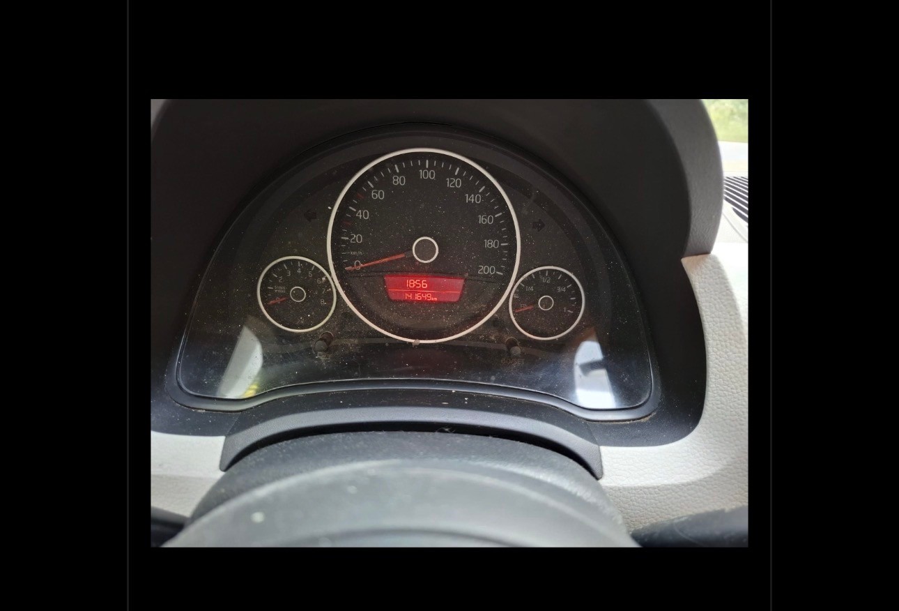 VW Up 1.0 move up-image-2