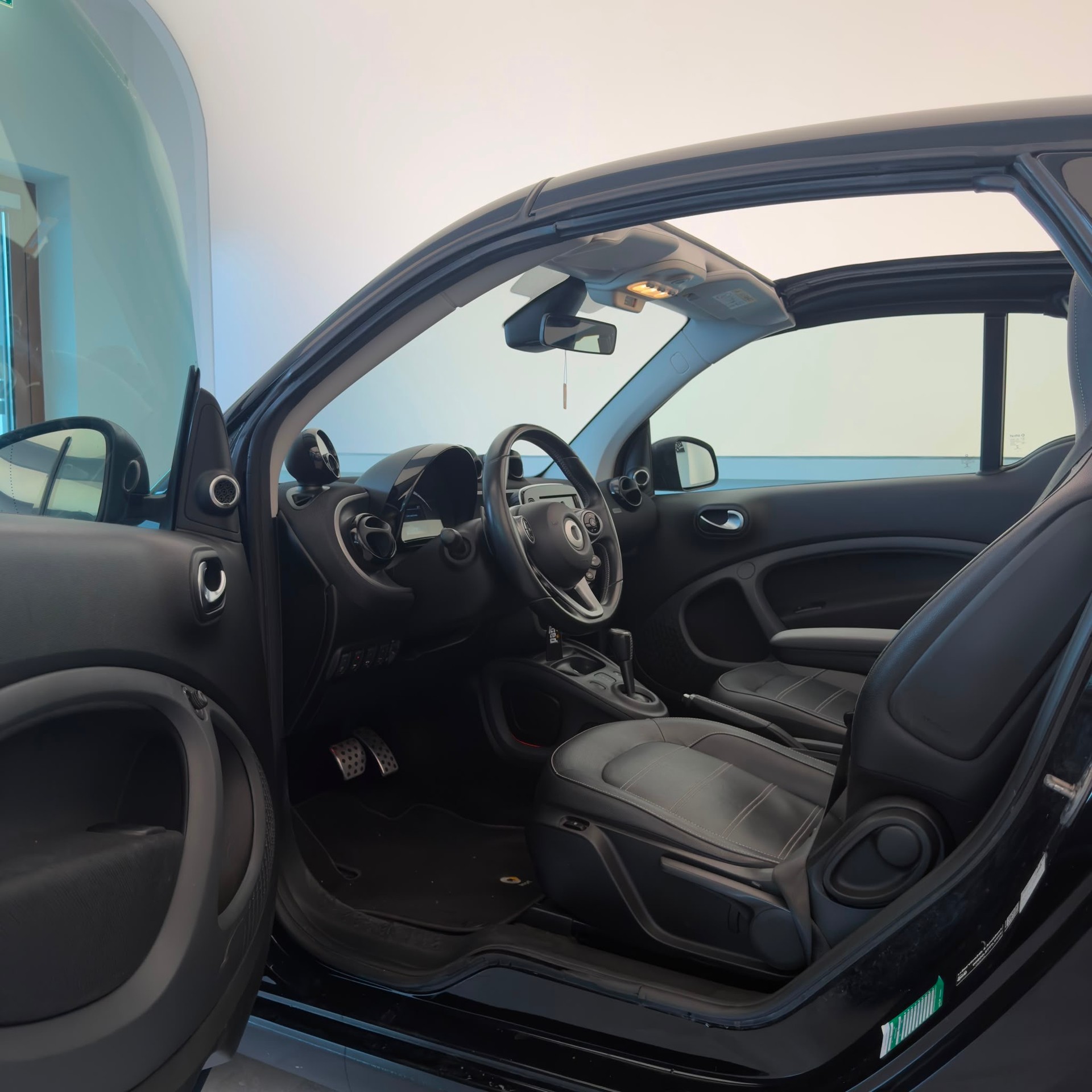 SMART fortwo Brabus Edition twinmatic-image-5