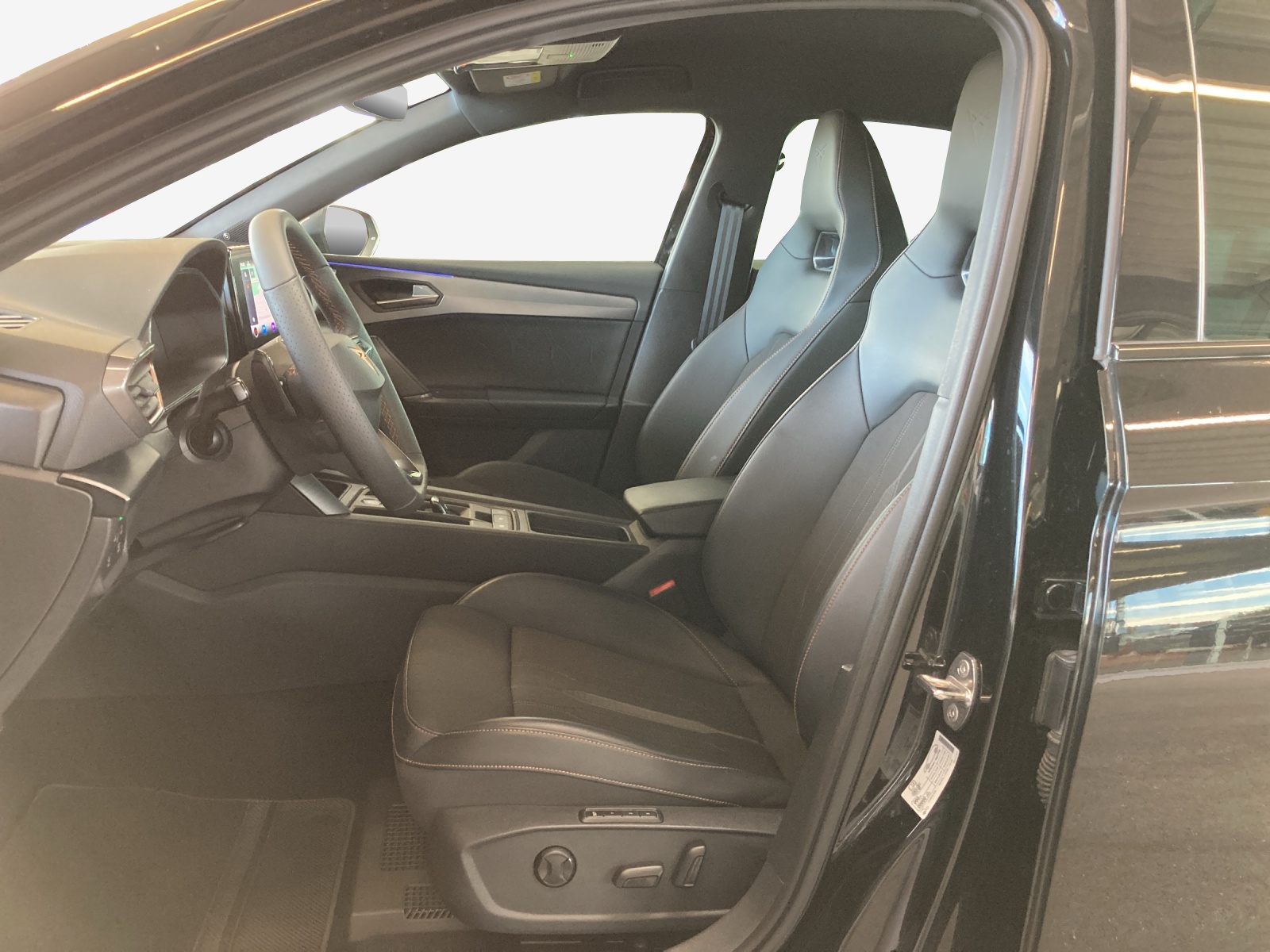 CUPRA LEON VZ 2.0 TSI DSG-image-7