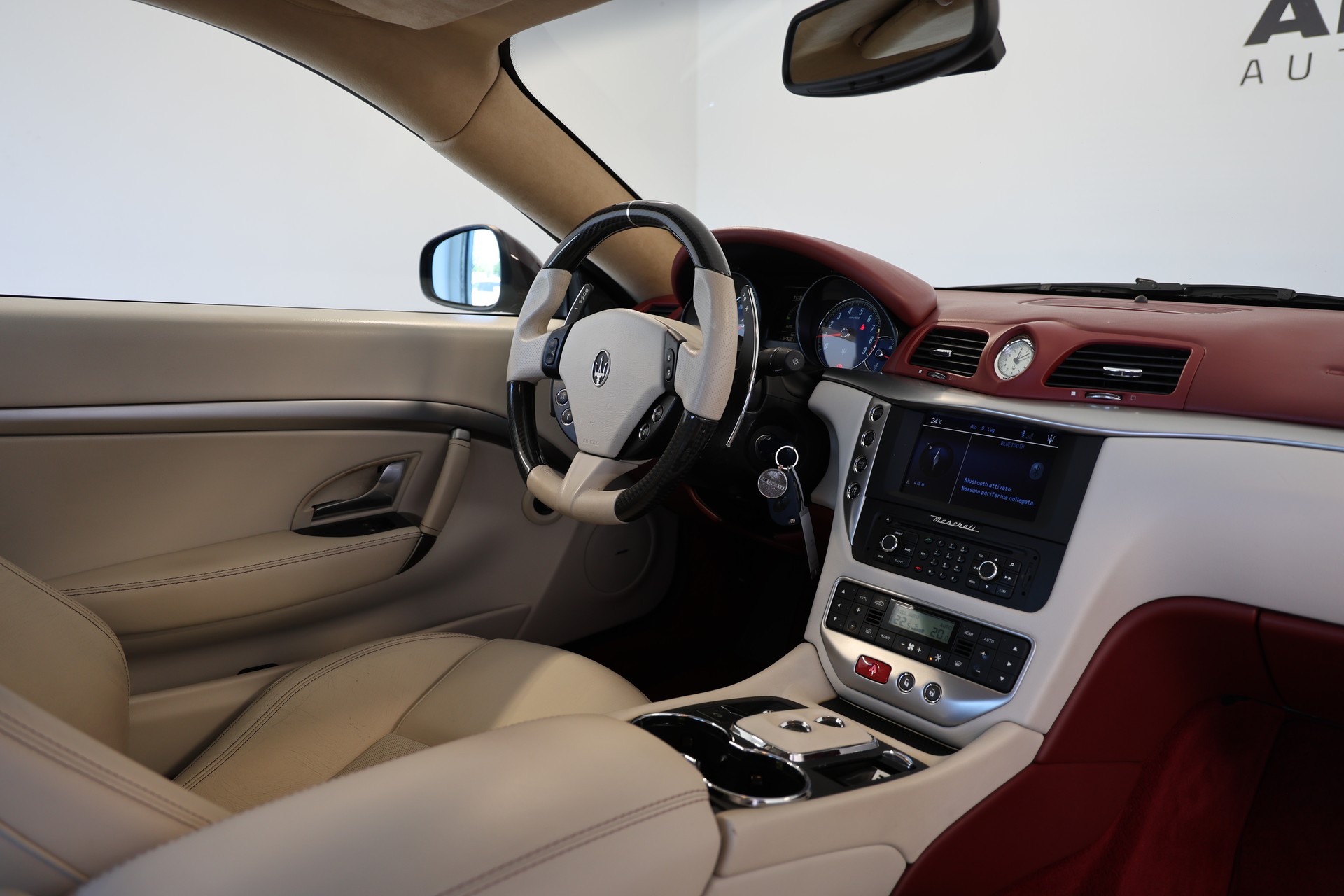 MASERATI GranTurismo Sport **ROSSO SCURO**-image-12