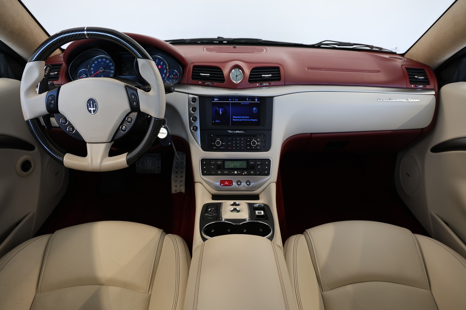 MASERATI GranTurismo Sport **ROSSO SCURO**-image-9