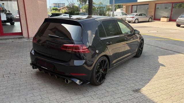 VW Golf 2.0 TSI GTI Performance DSG-image-4