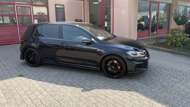 VW Golf 2.0 TSI GTI Performance DSG-image-2