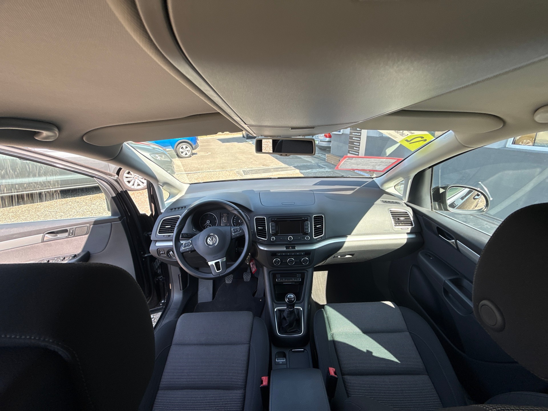 VW Sharan 2.0 TDI BMT Design 4Motion-image-9