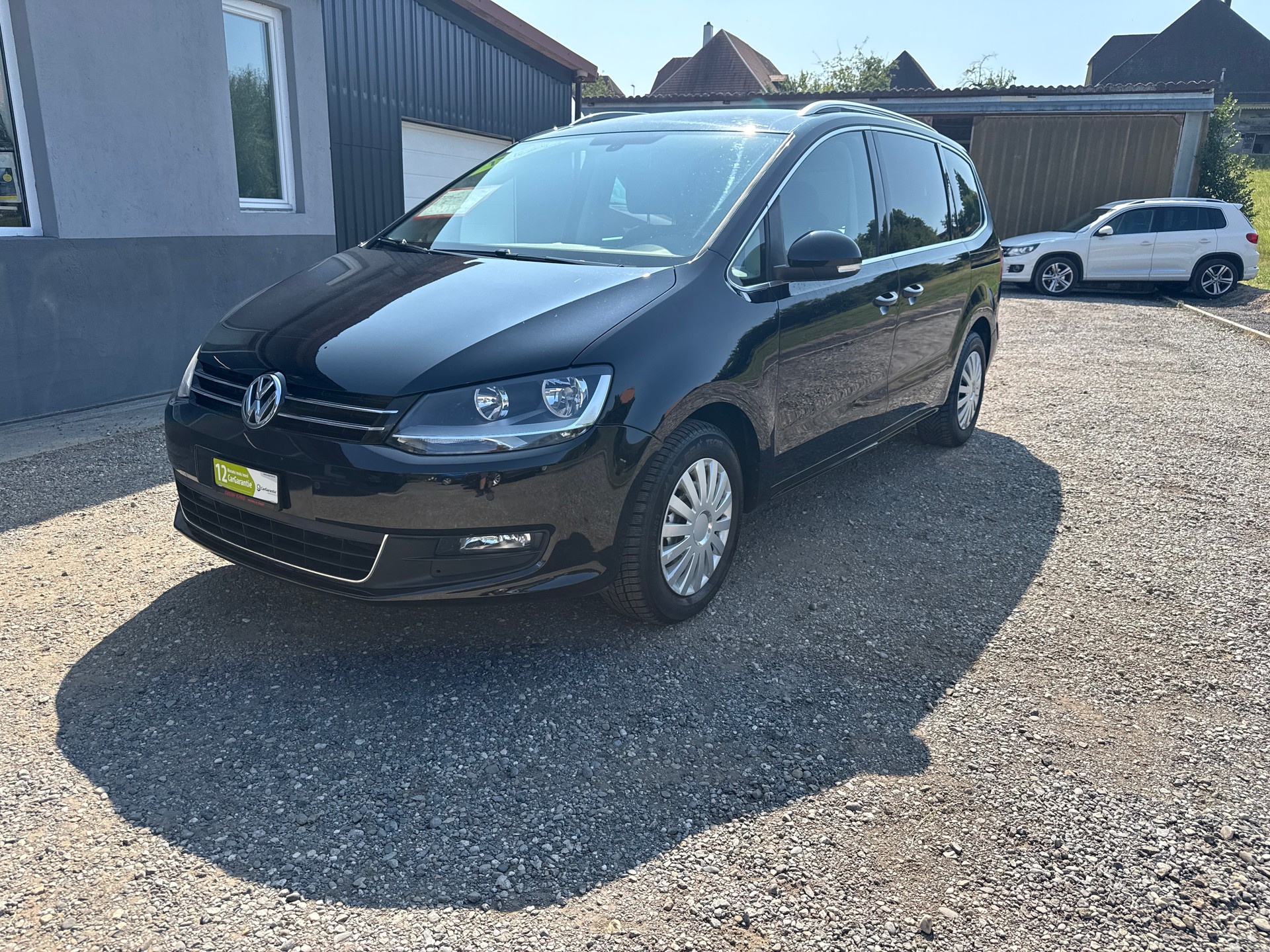 VW Sharan 2.0 TDI BMT Design 4Motion-image-0