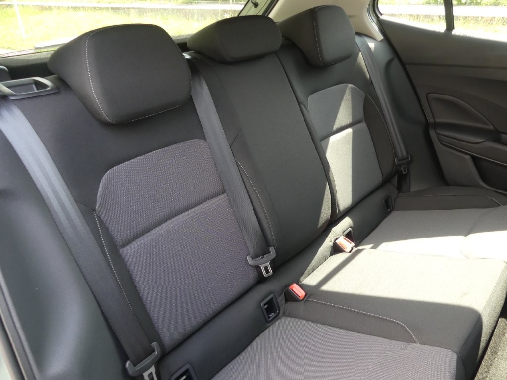 SKODA Fabia 1.0 TSI Selection-image-12