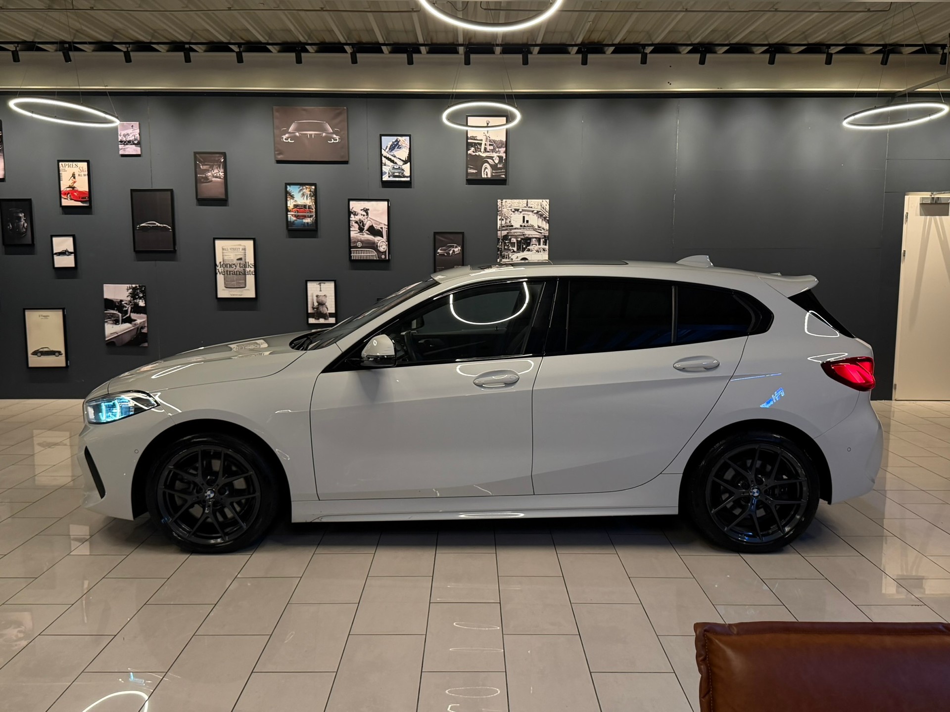 BMW 120d xDrive Steptronic Pure M Sport-image-3
