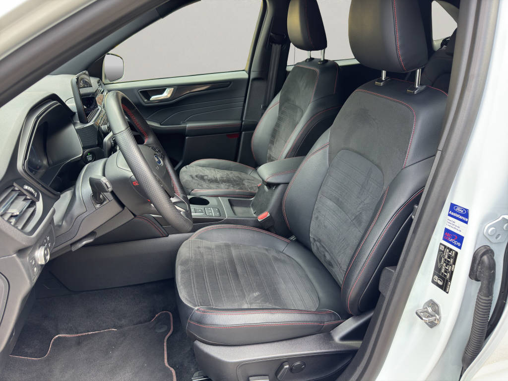 FORD Kuga 2.5 Plug-in Hybrid ST-Line X FWD-image-17
