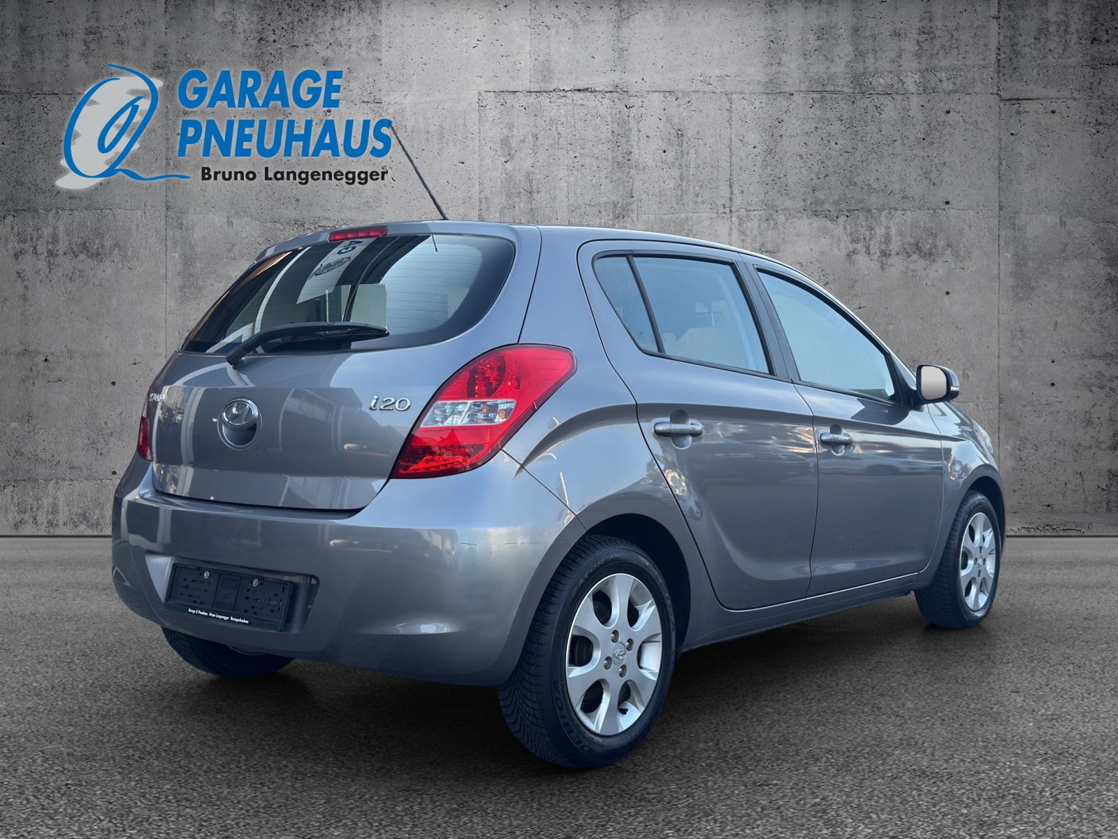 HYUNDAI i20 1.4 Style-image-3