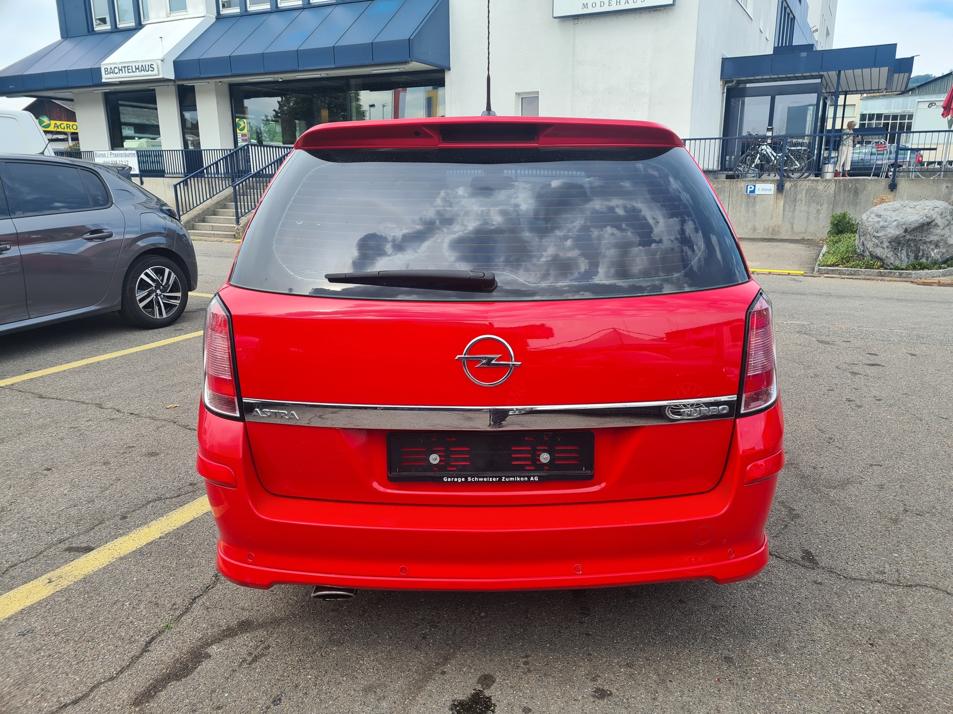 OPEL Astra Caravan 1.6i 16V Turbo Sport-image-5