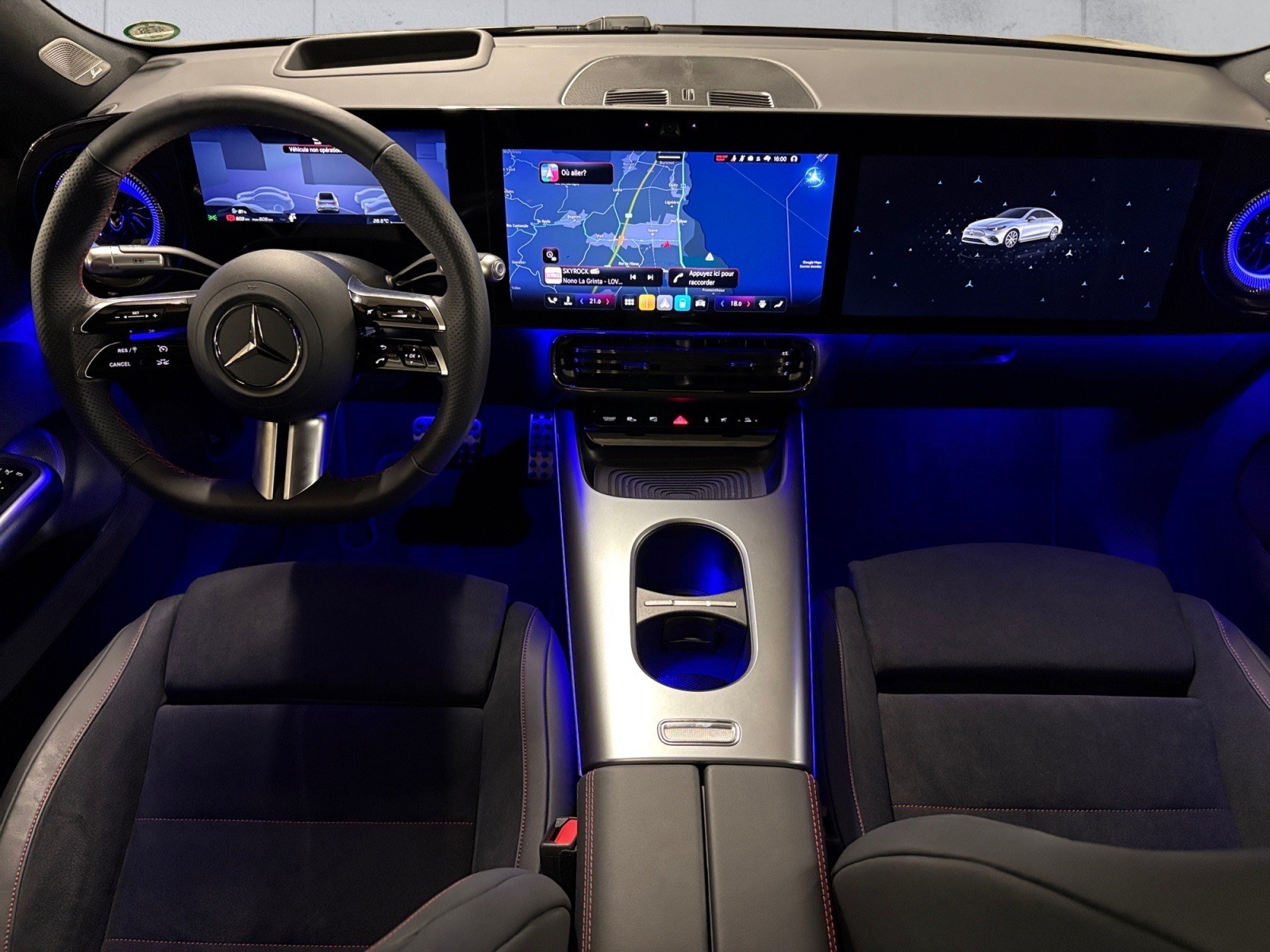 MERCEDES-BENZ CLA 350 4 Matic 85 kWh EQ-image-11