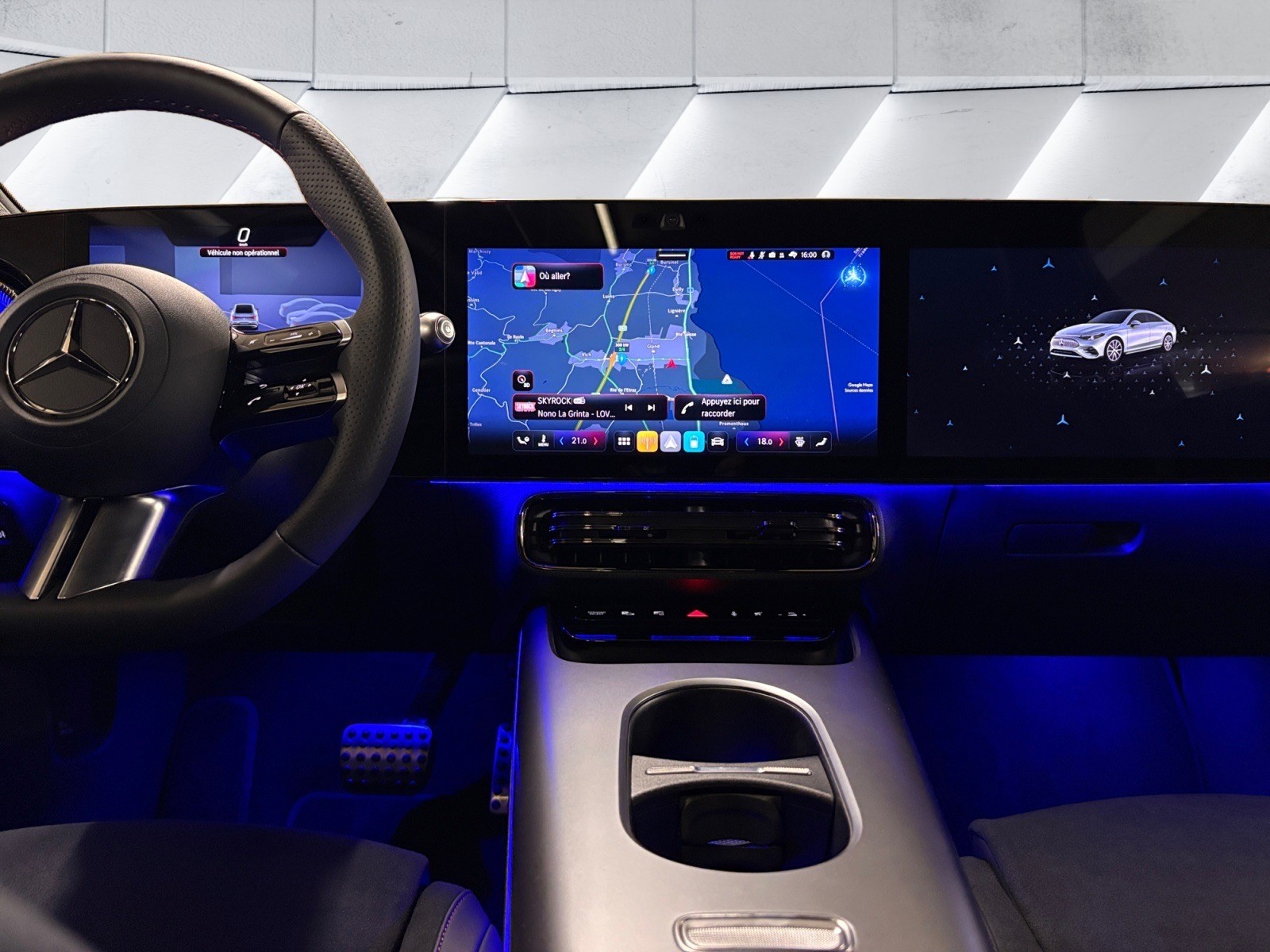 MERCEDES-BENZ CLA 350 4 Matic 85 kWh EQ-image-10