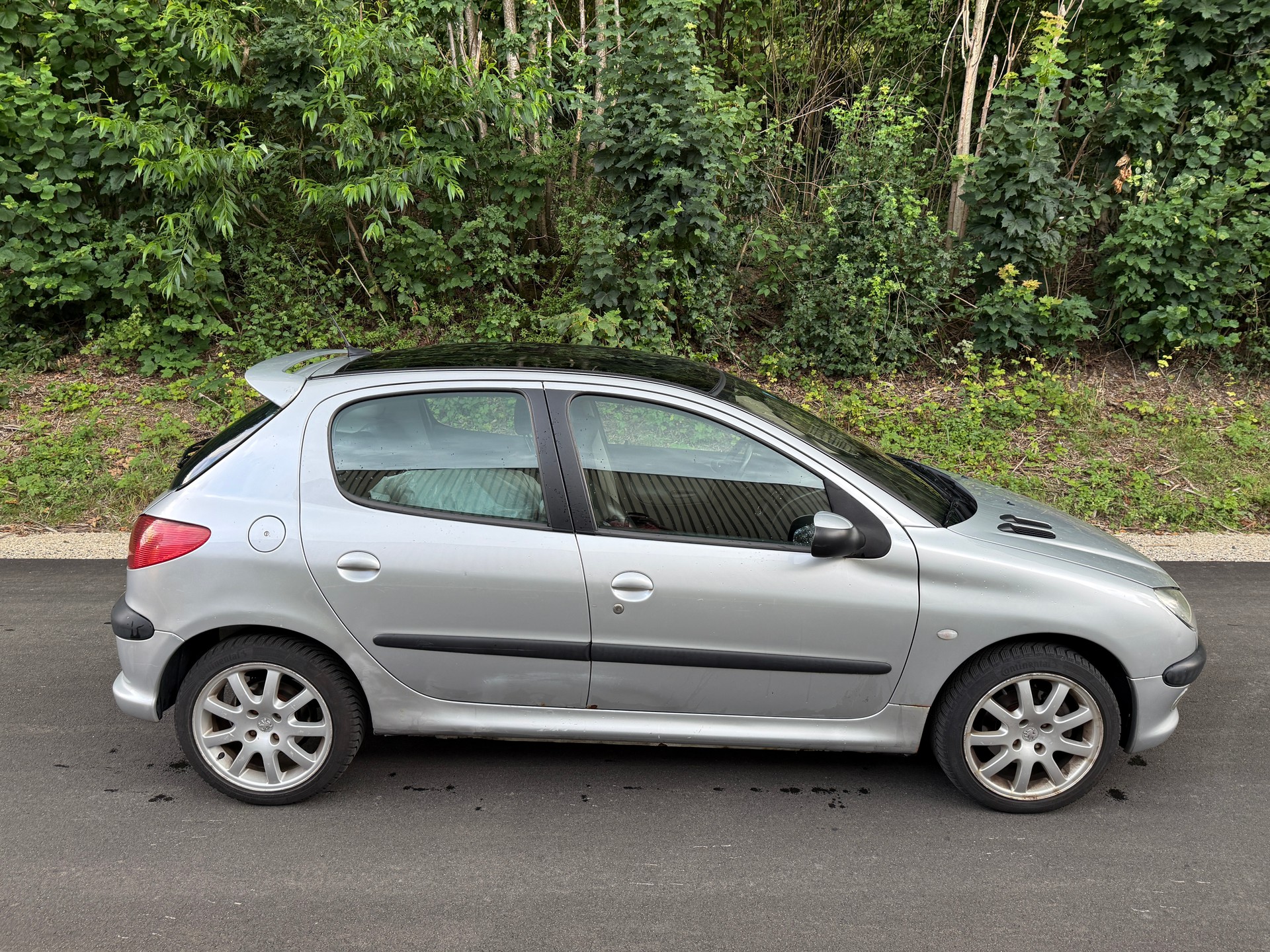 PEUGEOT 206 1.6 16V Black&Silver-image-7