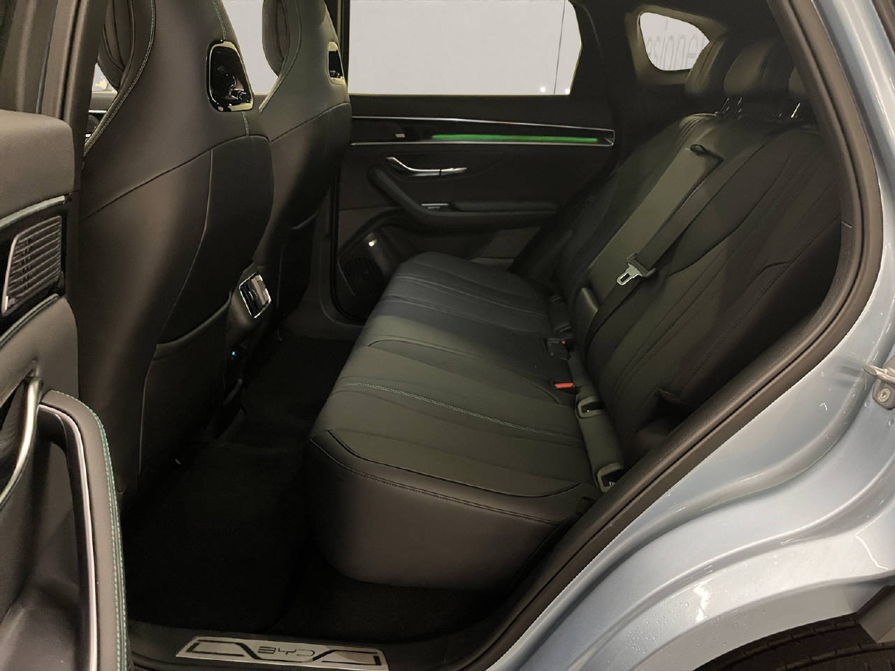 BYD Seal U DM-i Design AWD-image-11