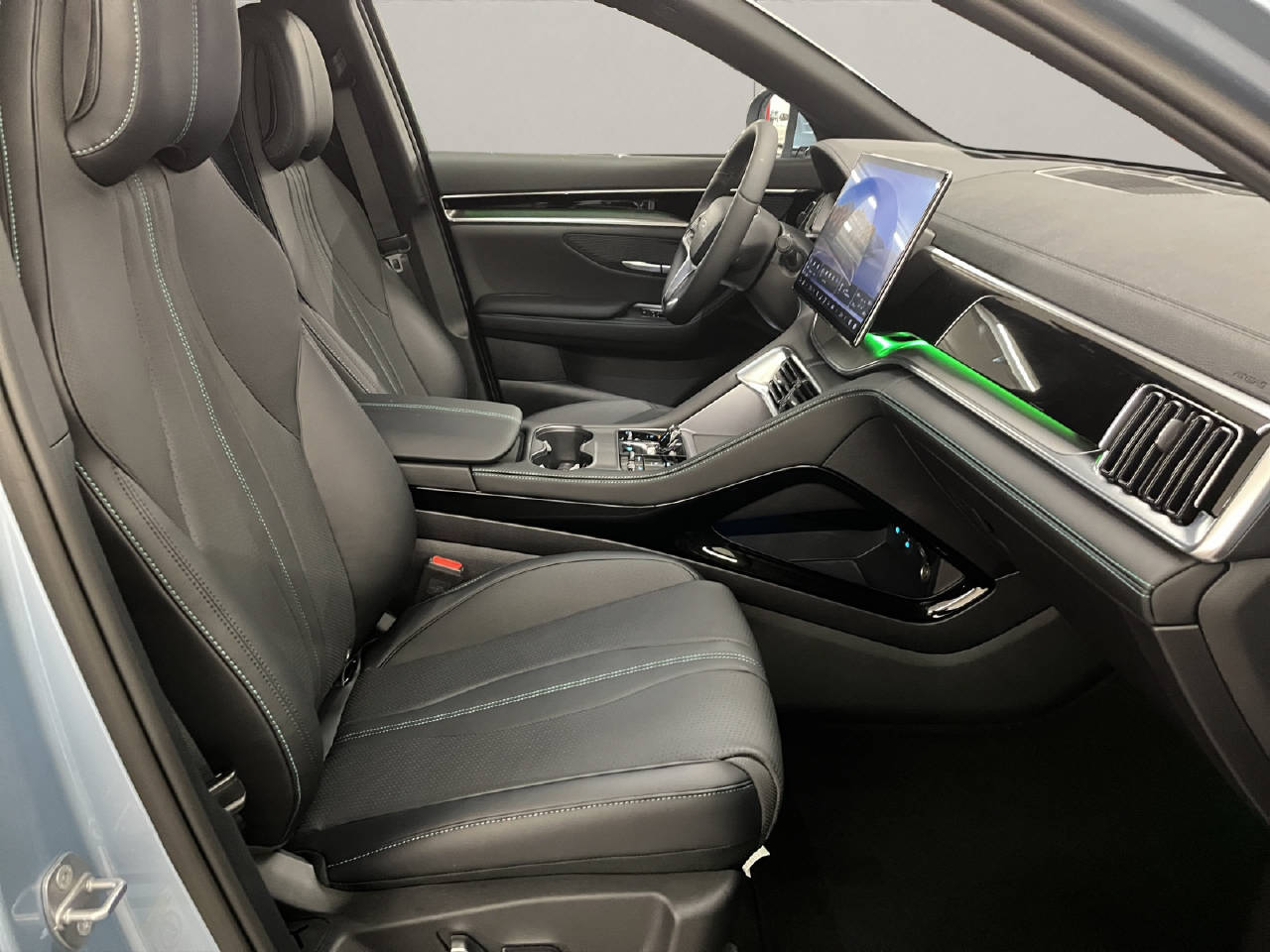 BYD Seal U DM-i Design AWD-image-10