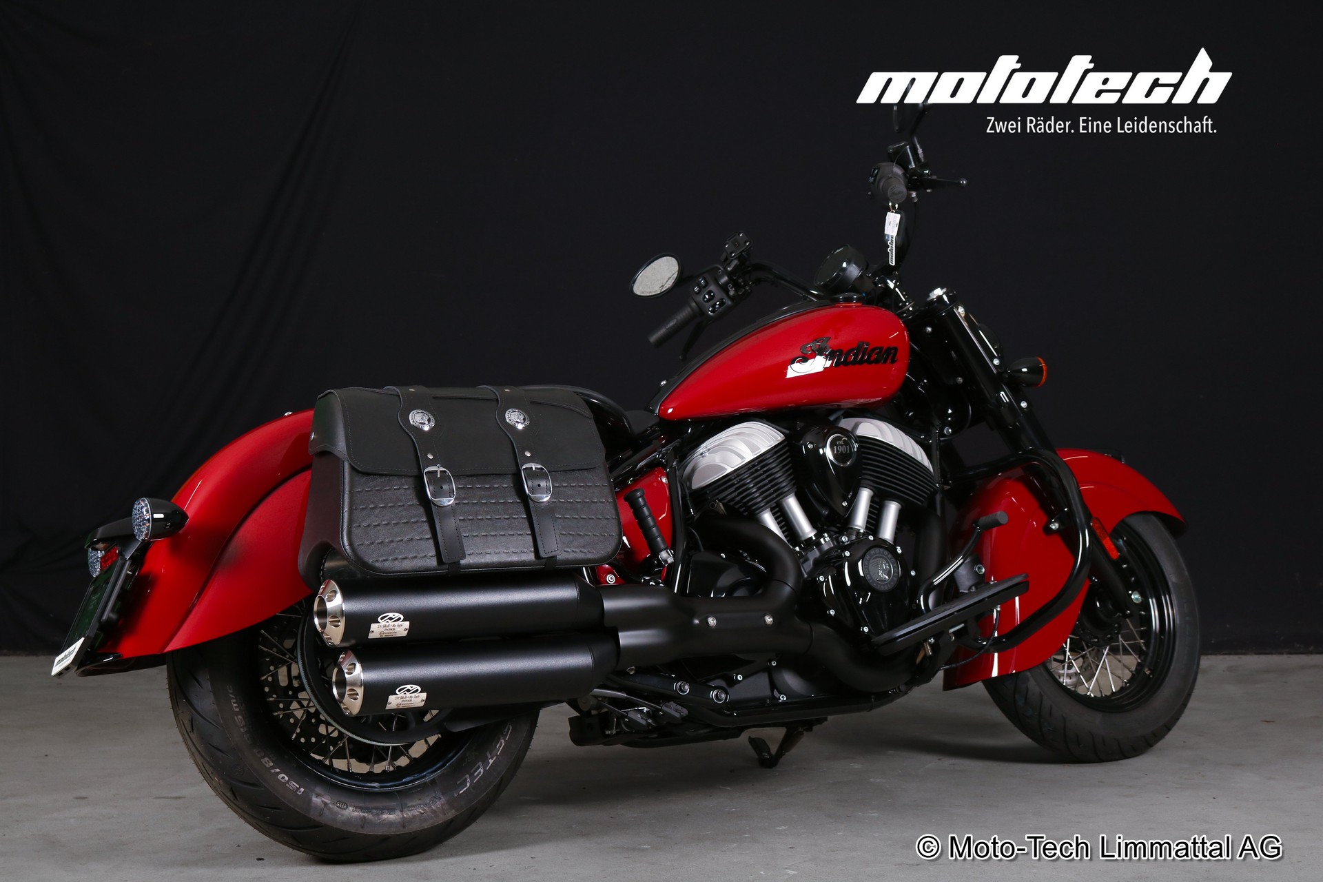 INDIAN Chief Vintage-showroom-element-2