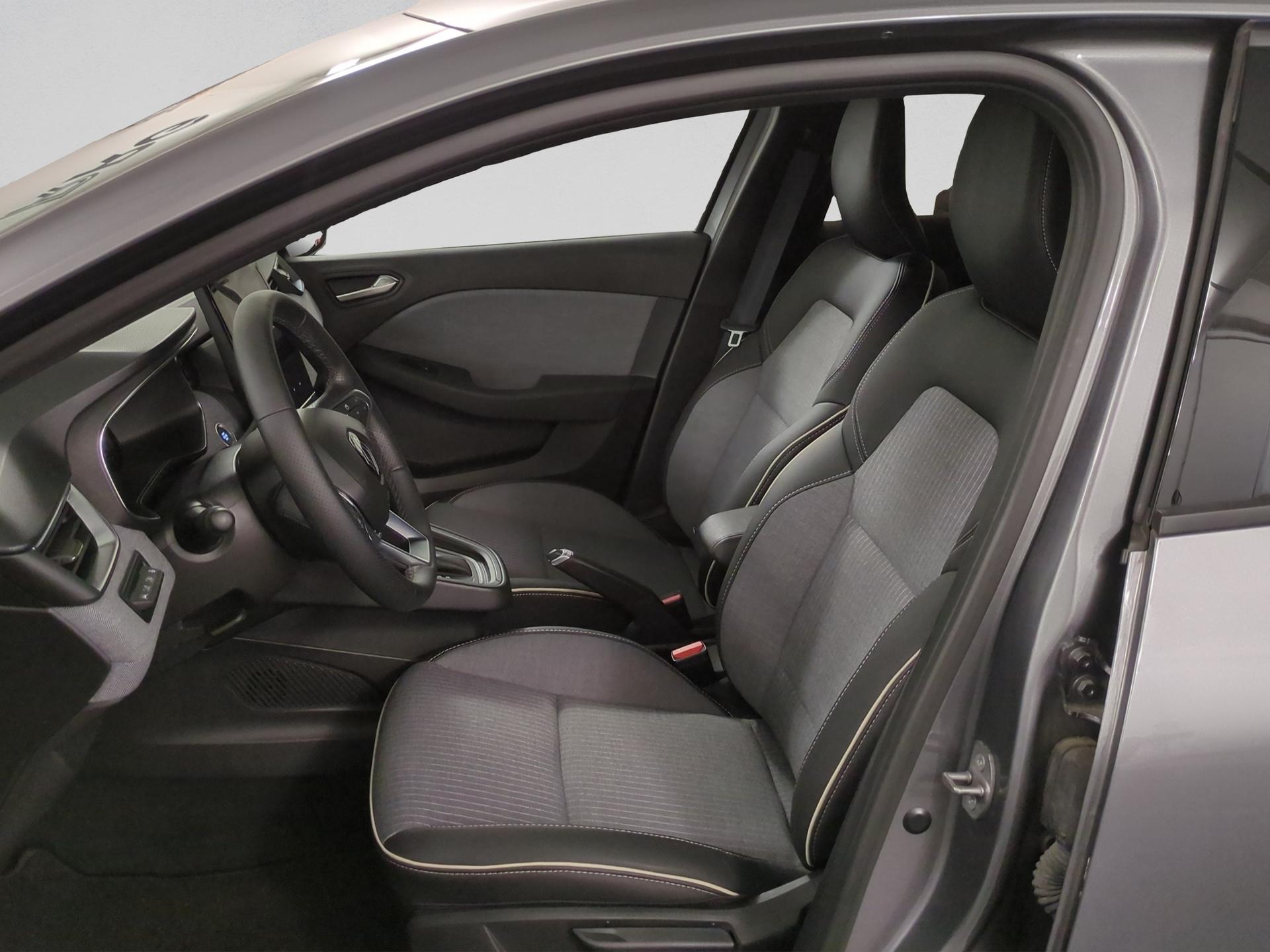 RENAULT Clio 1.6 E-Tech Techno-image-8