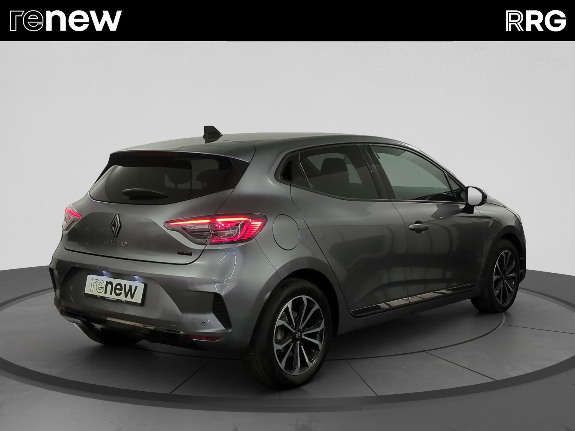 RENAULT Clio 1.6 E-Tech Techno-image-2