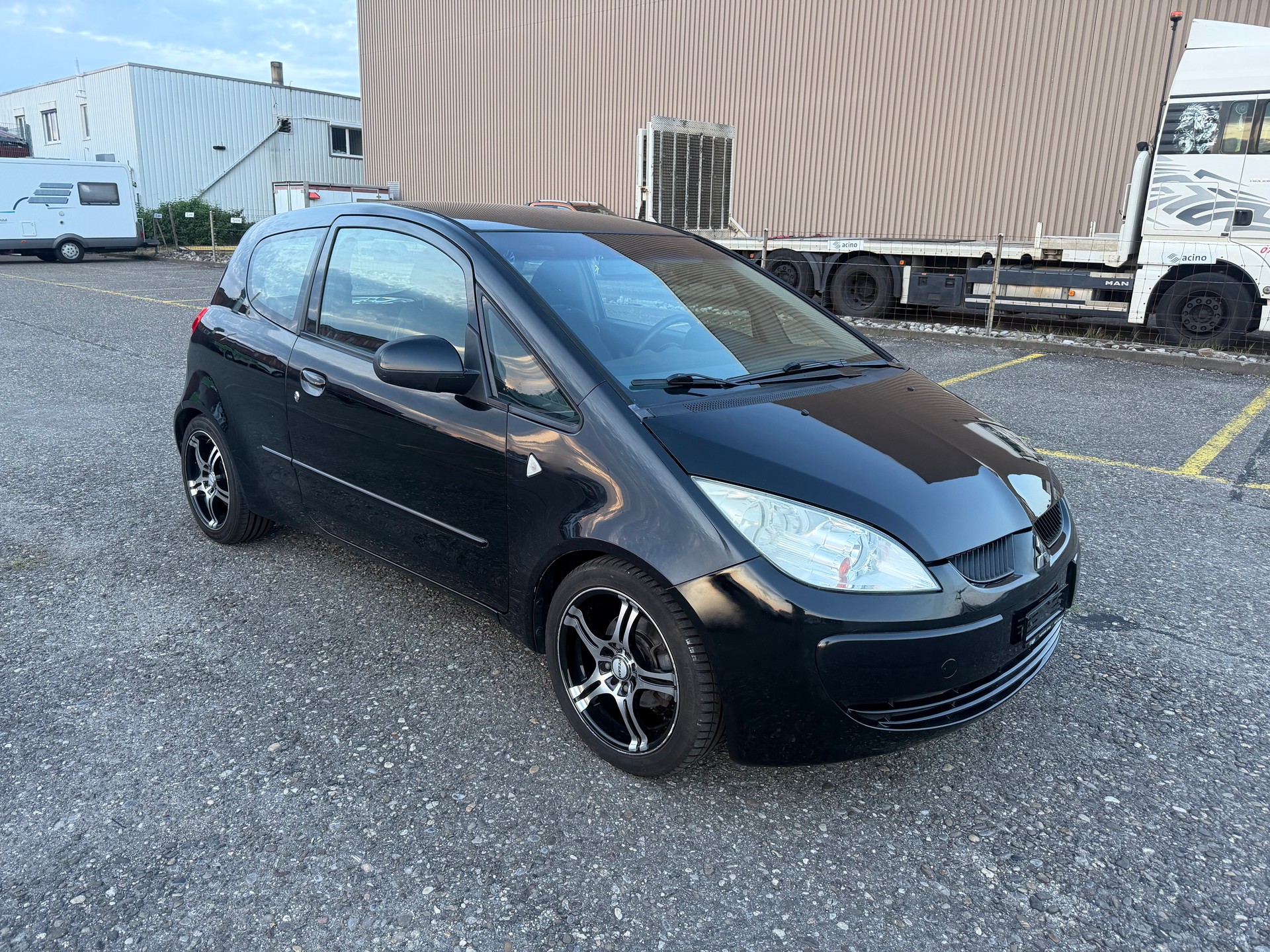 MITSUBISHI Colt 1.3 16V Fashion-image-1