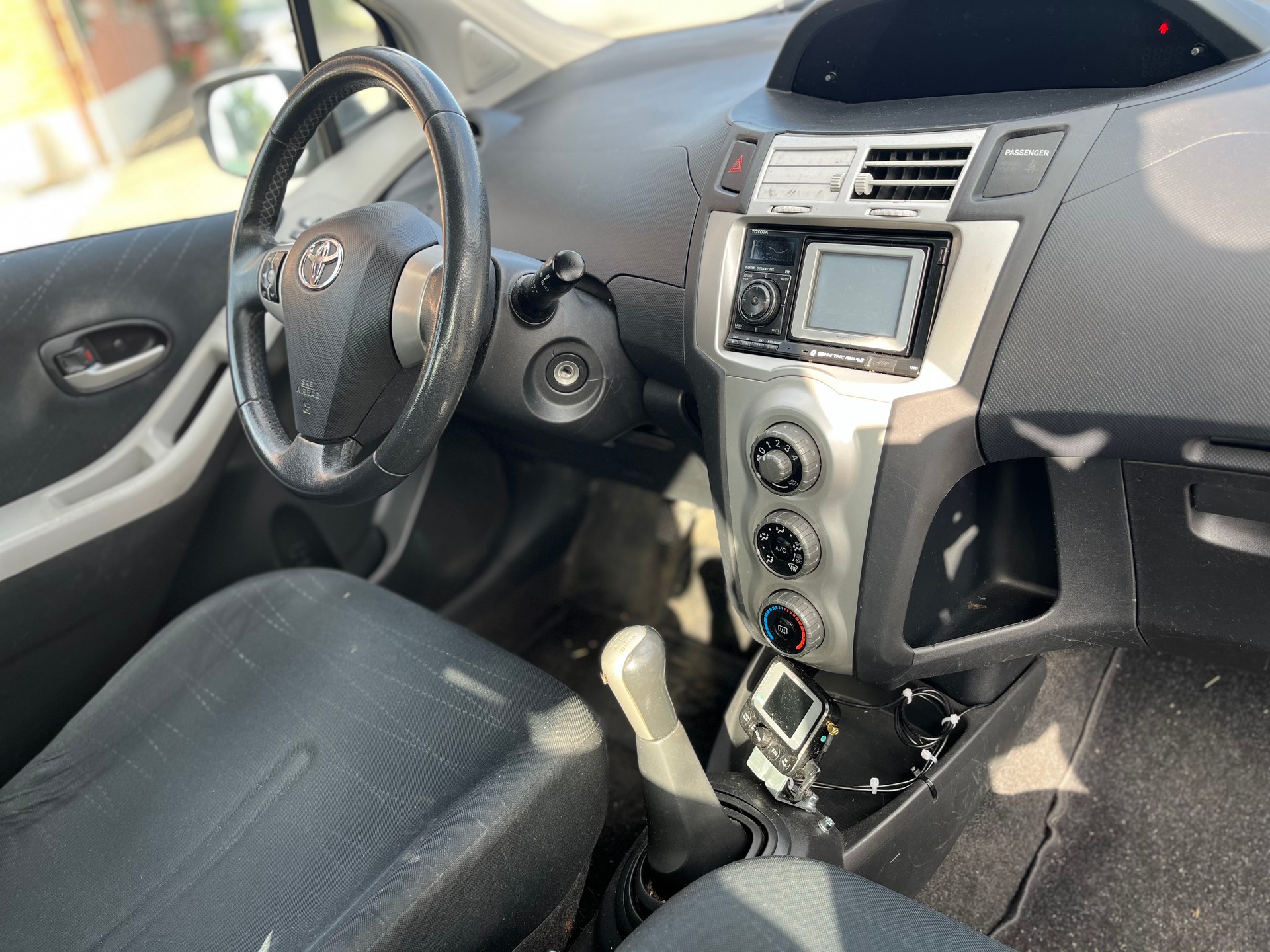 TOYOTA Limousine 1,3i Benzin 5 Türe mit Klimaanlage Euro B04-image-14