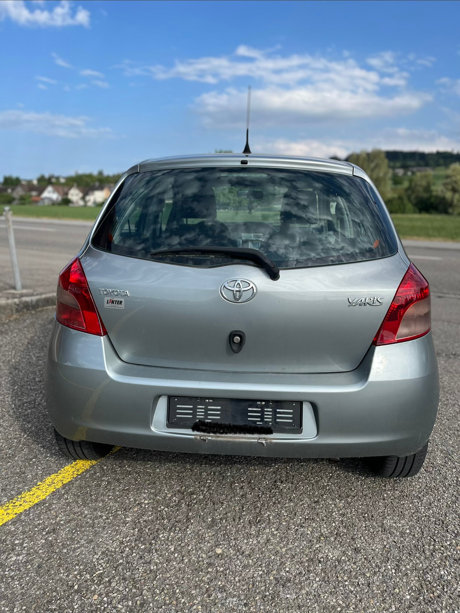 TOYOTA Limousine 1,3i Benzin 5 Türe mit Klimaanlage Euro B04-image-7
