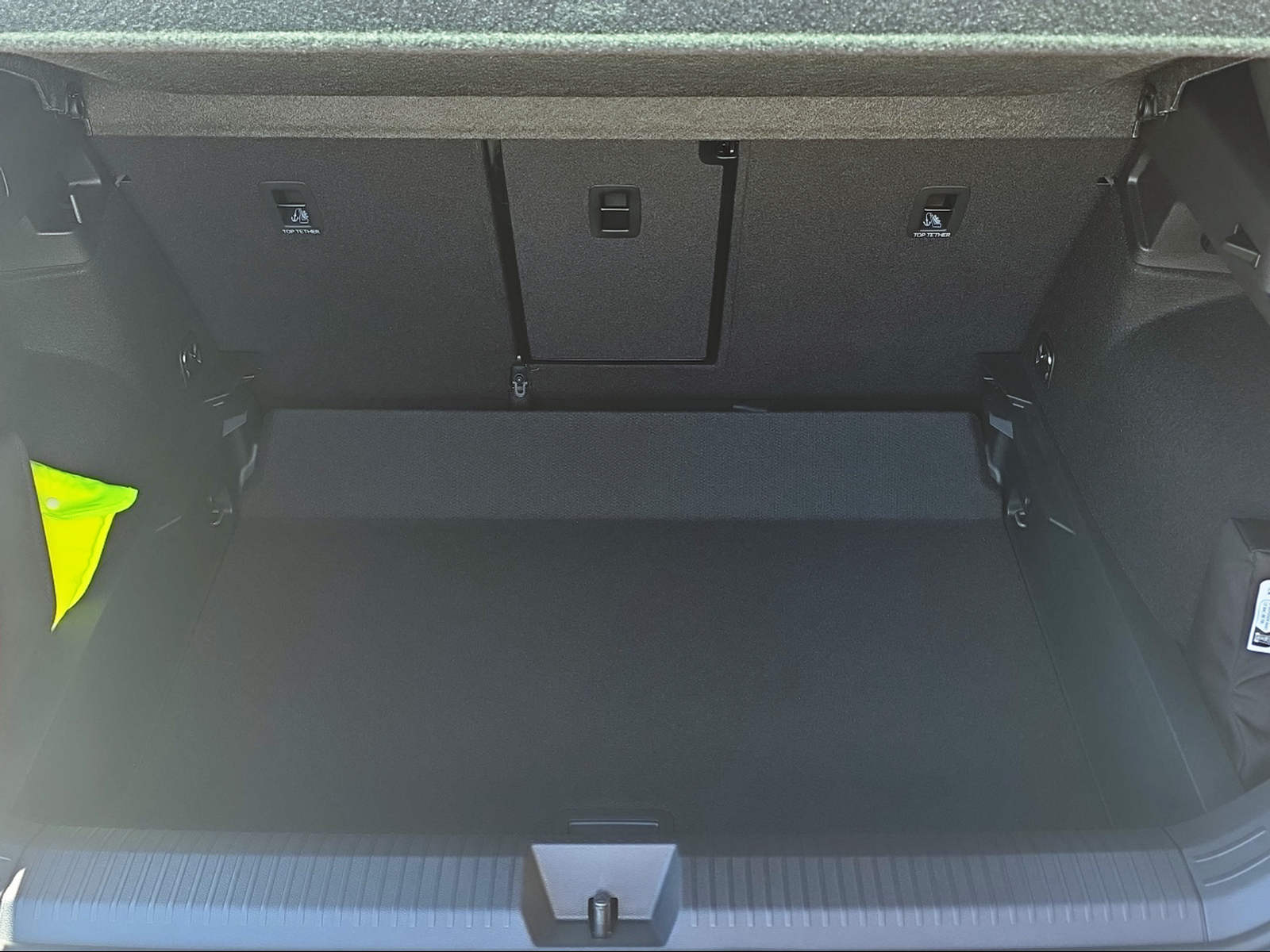 VW T-Roc 1.5 eTSI mHEV R-Line DSG-image-13