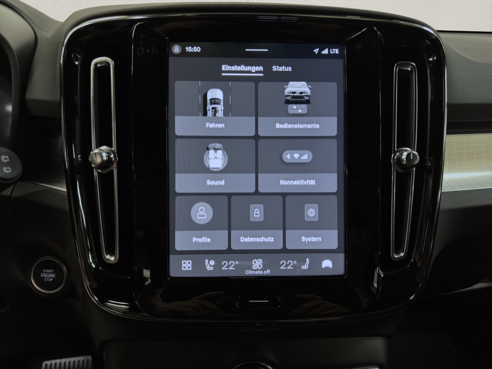 VOLVO XC40 2.0 B3 MH Core-image-7
