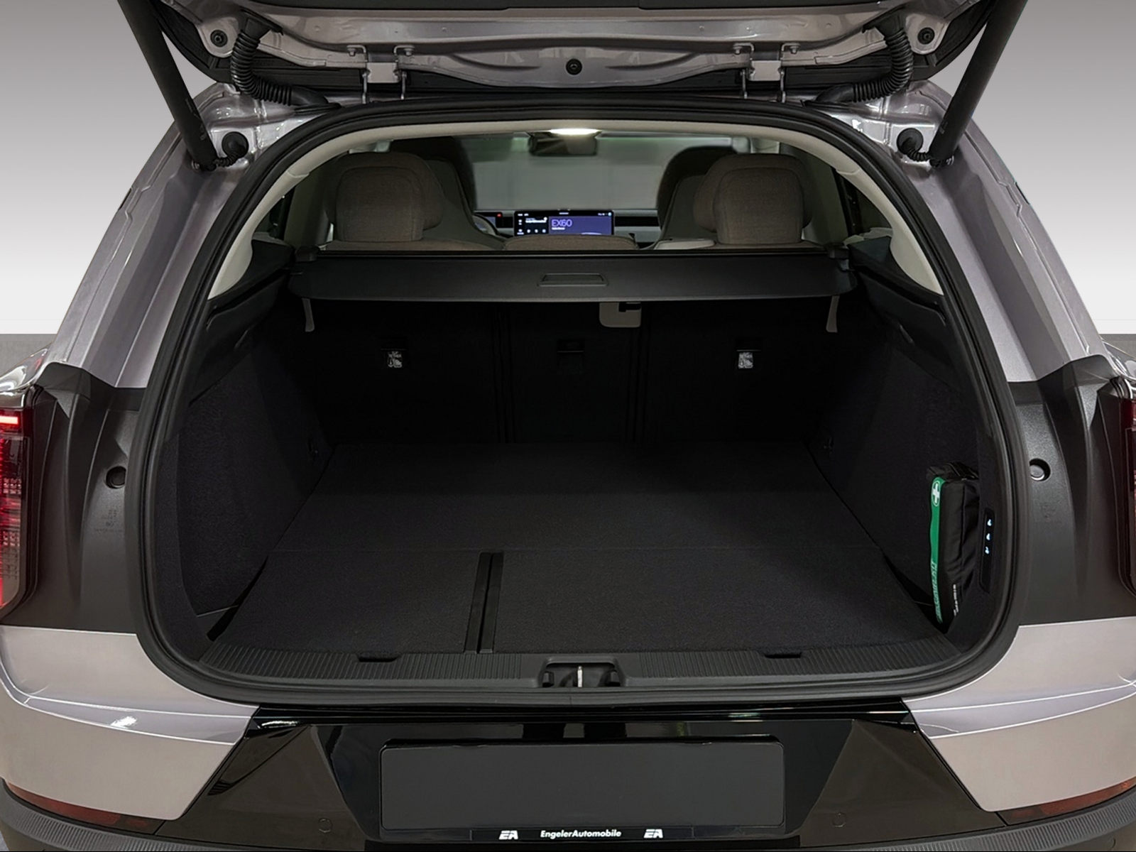 VOLVO EX60 Twin Ultra AWD-image-5